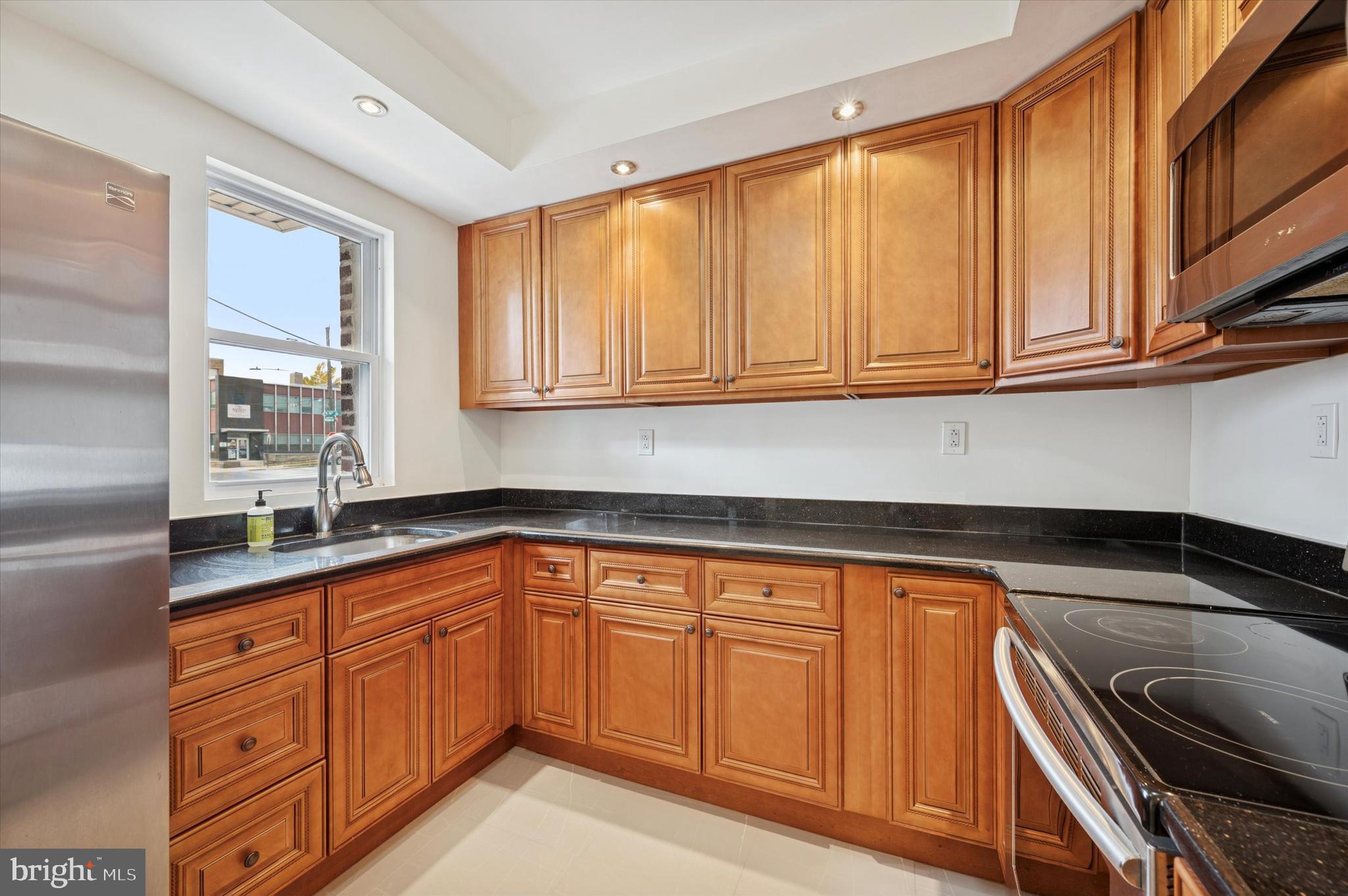 FERN ROCK - Residential