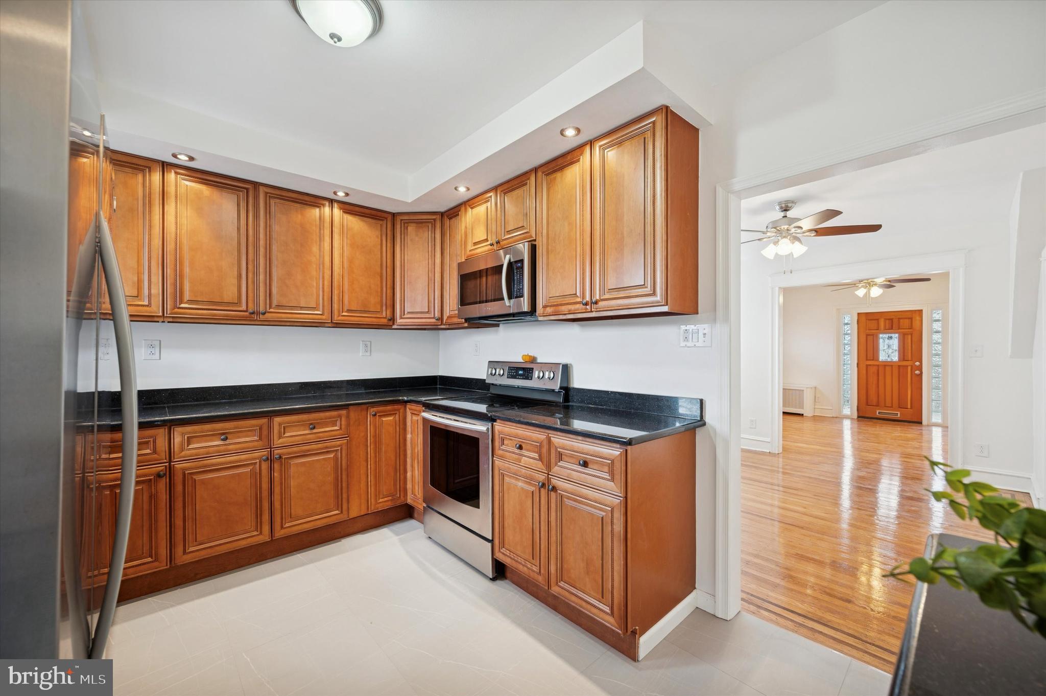 FERN ROCK - Residential