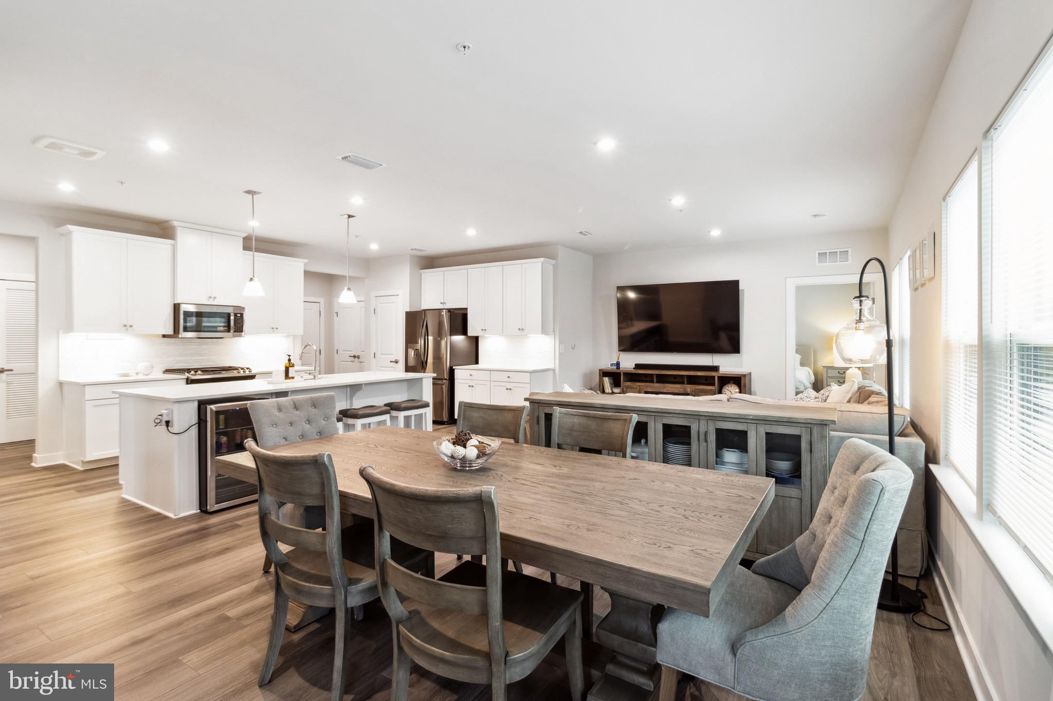 TURF VALLEY - Residential