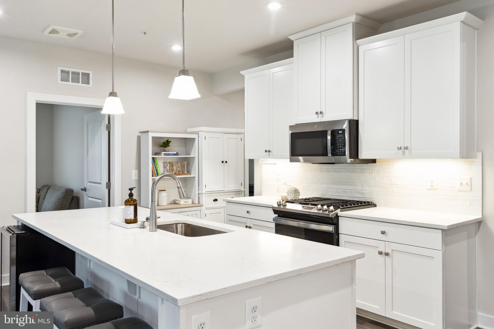 TURF VALLEY - Residential