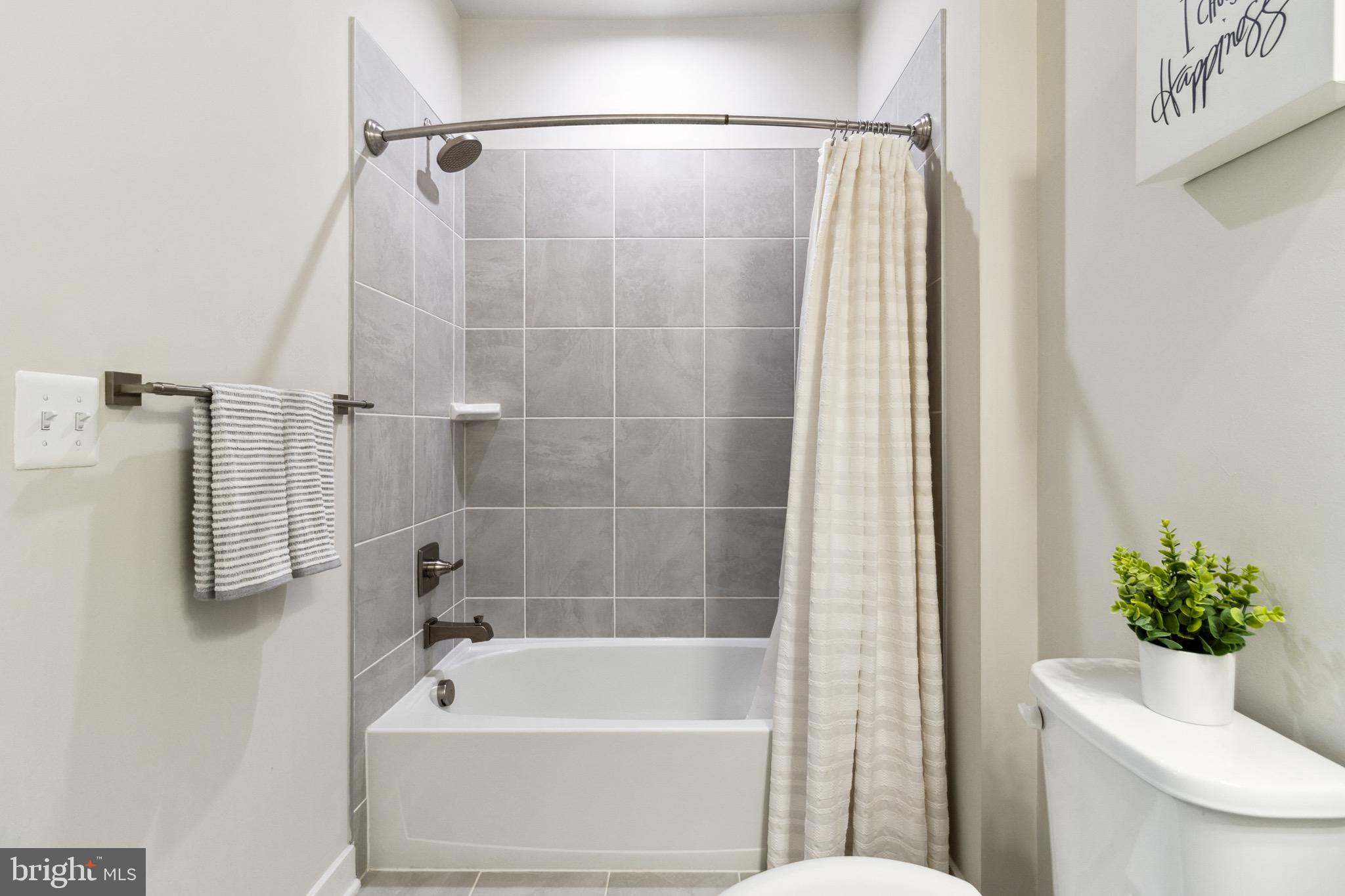 TURF VALLEY - Residential