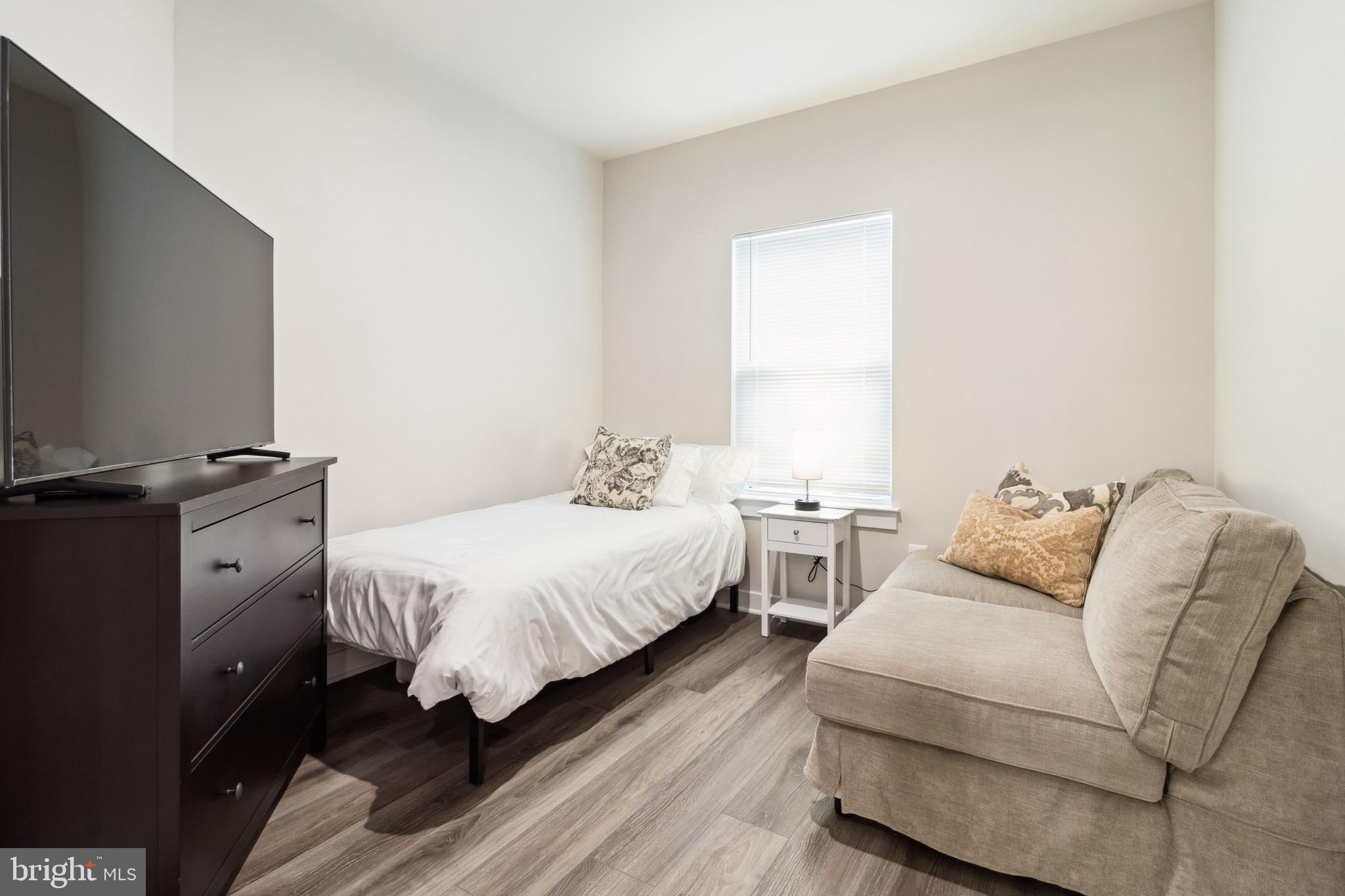 TURF VALLEY - Residential