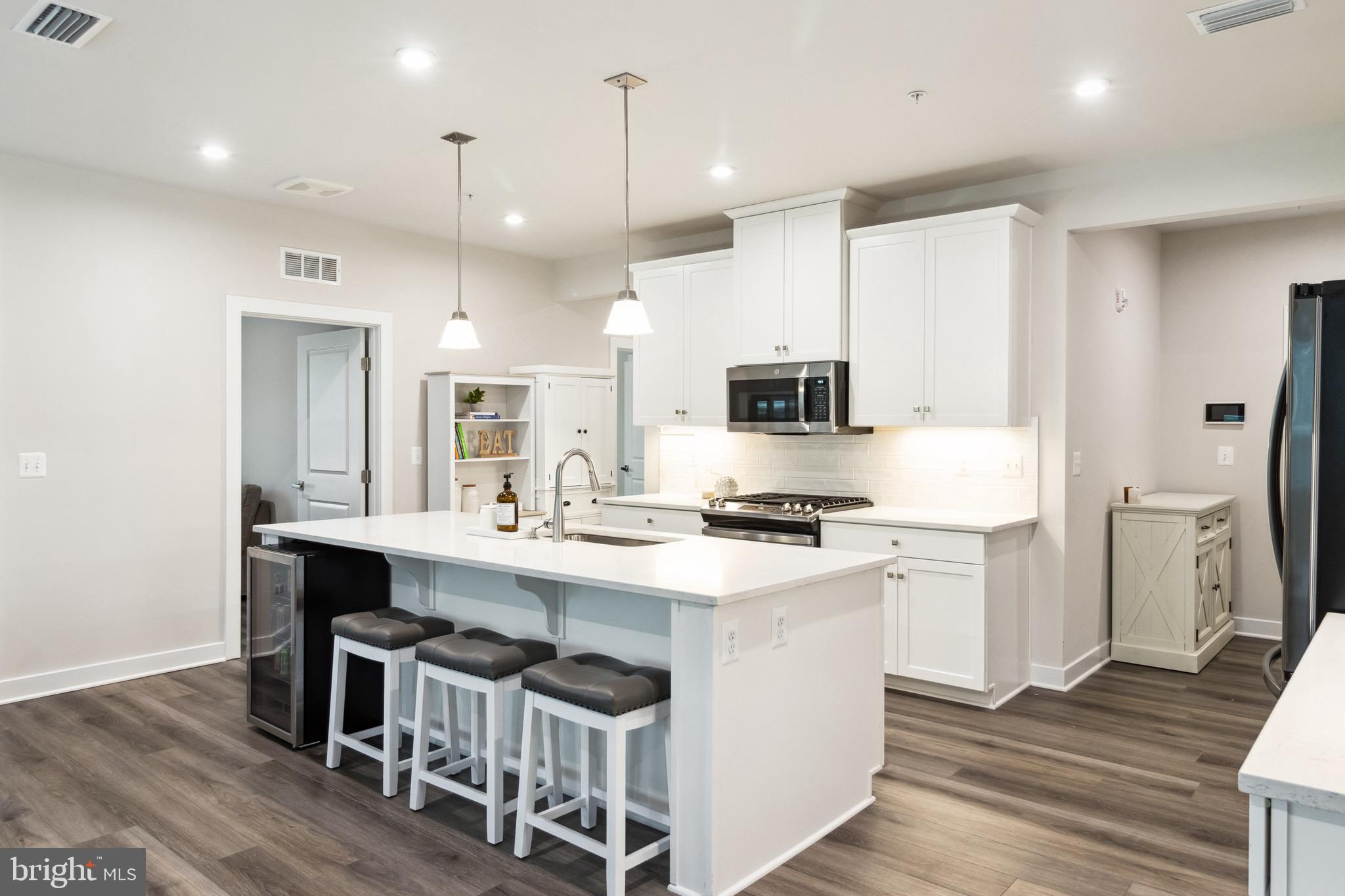 TURF VALLEY - Residential