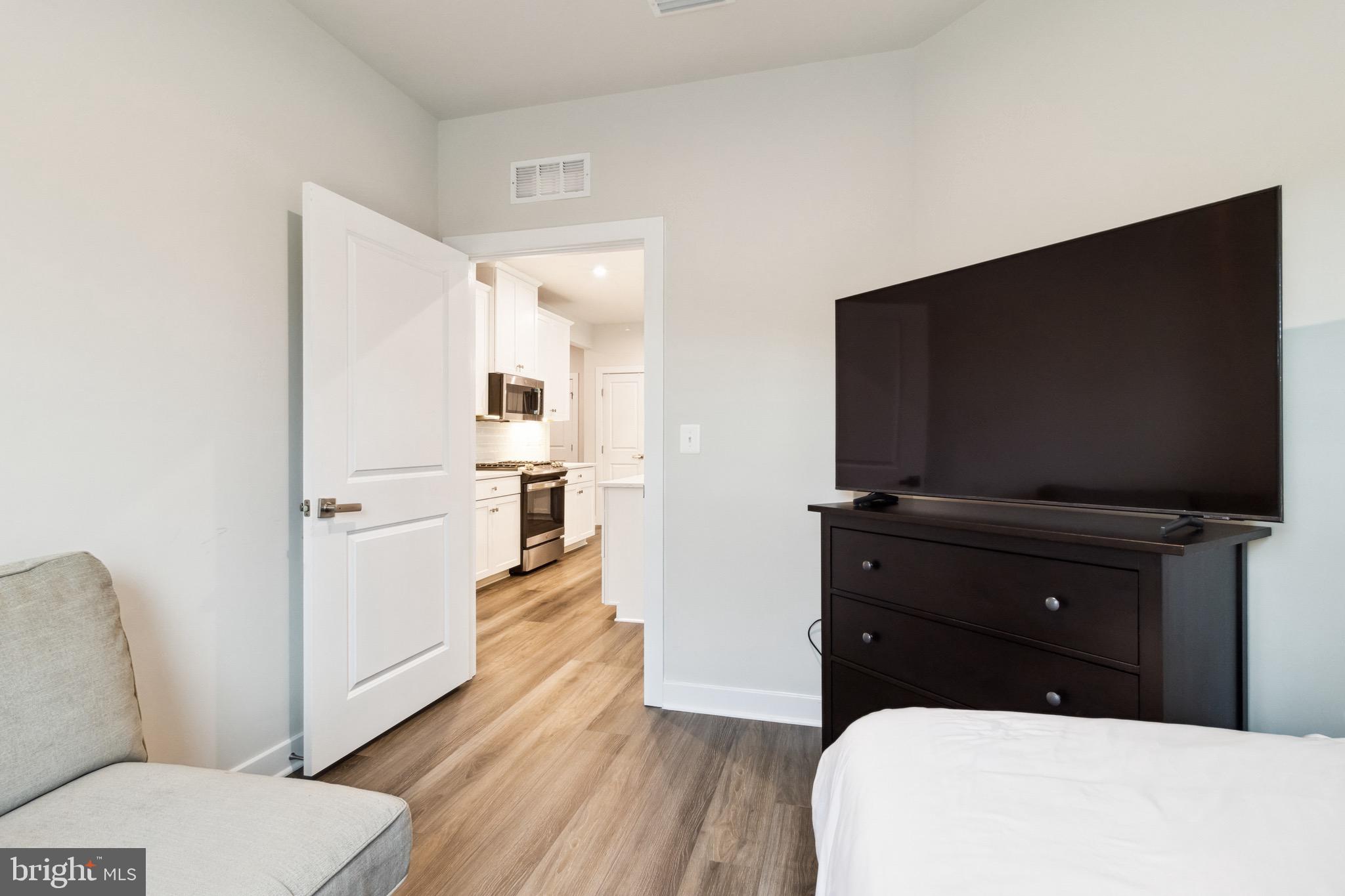 TURF VALLEY - Residential