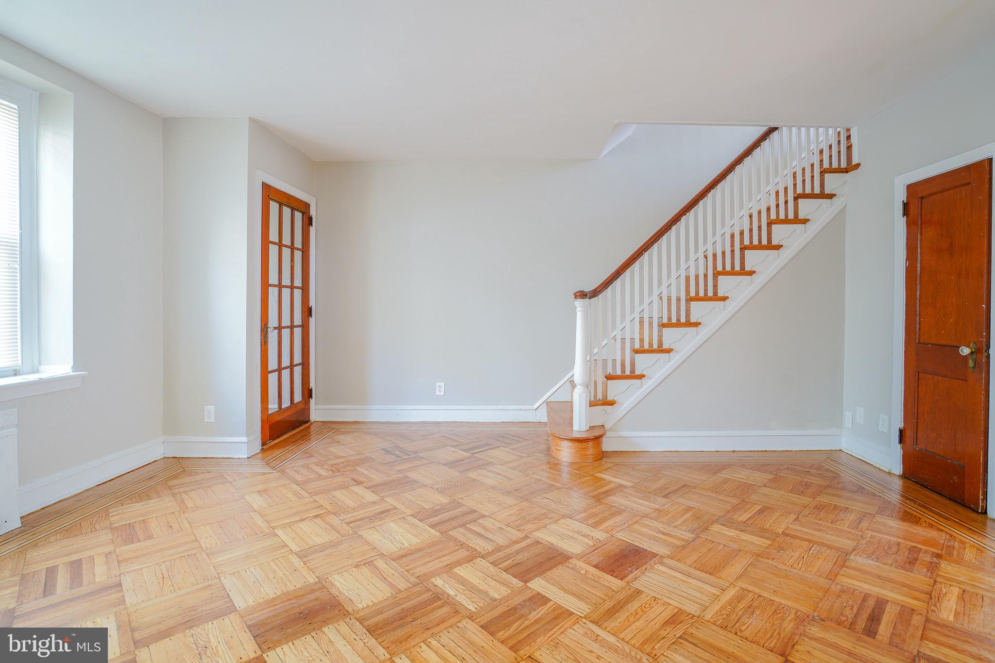 MAYFAIR - Residential