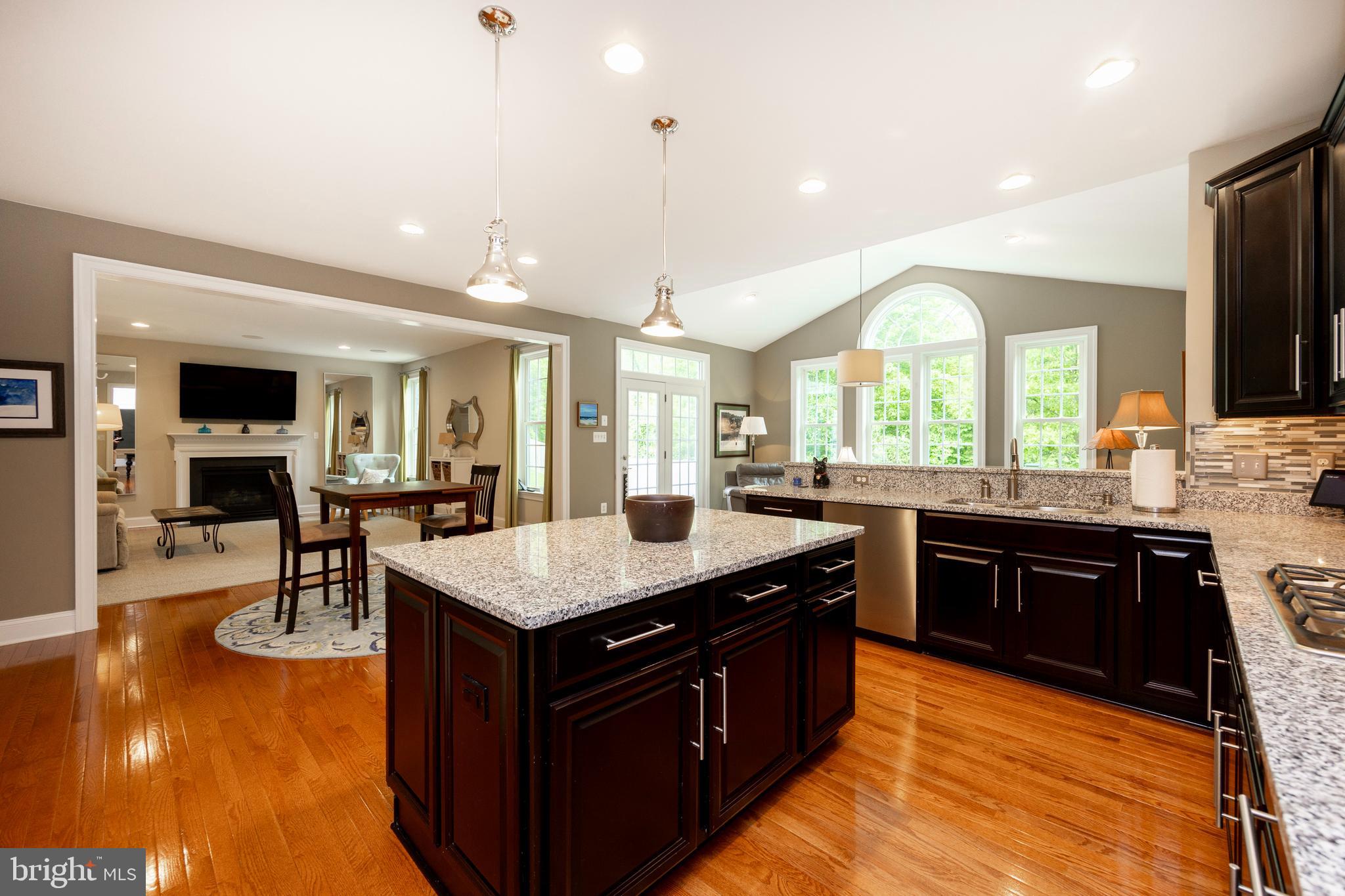 GREYSTONE WALK - Residential