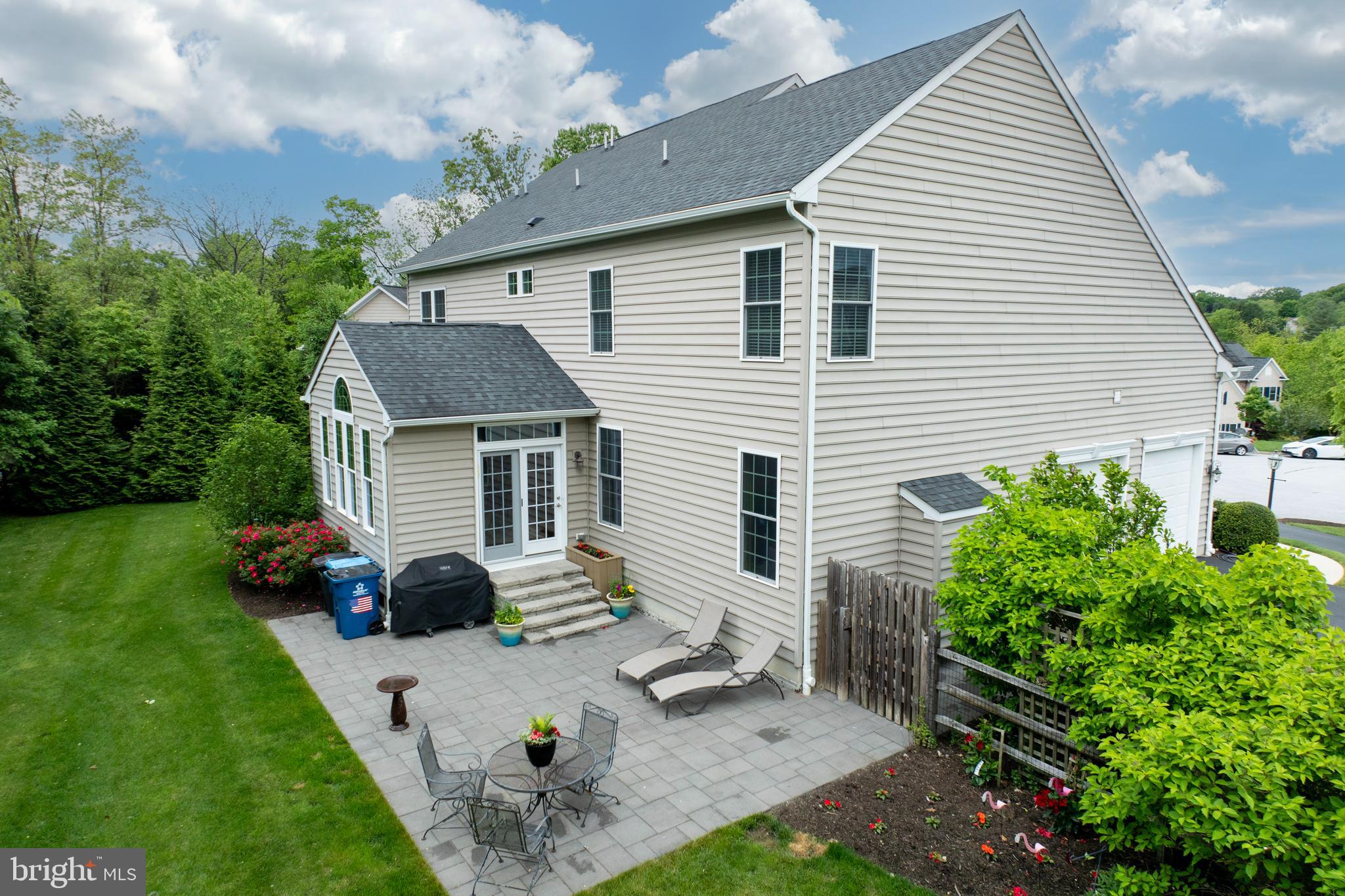 GREYSTONE WALK - Residential