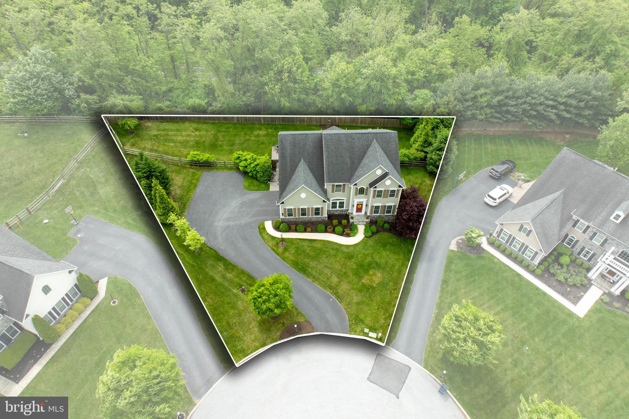 GREYSTONE WALK - Residential