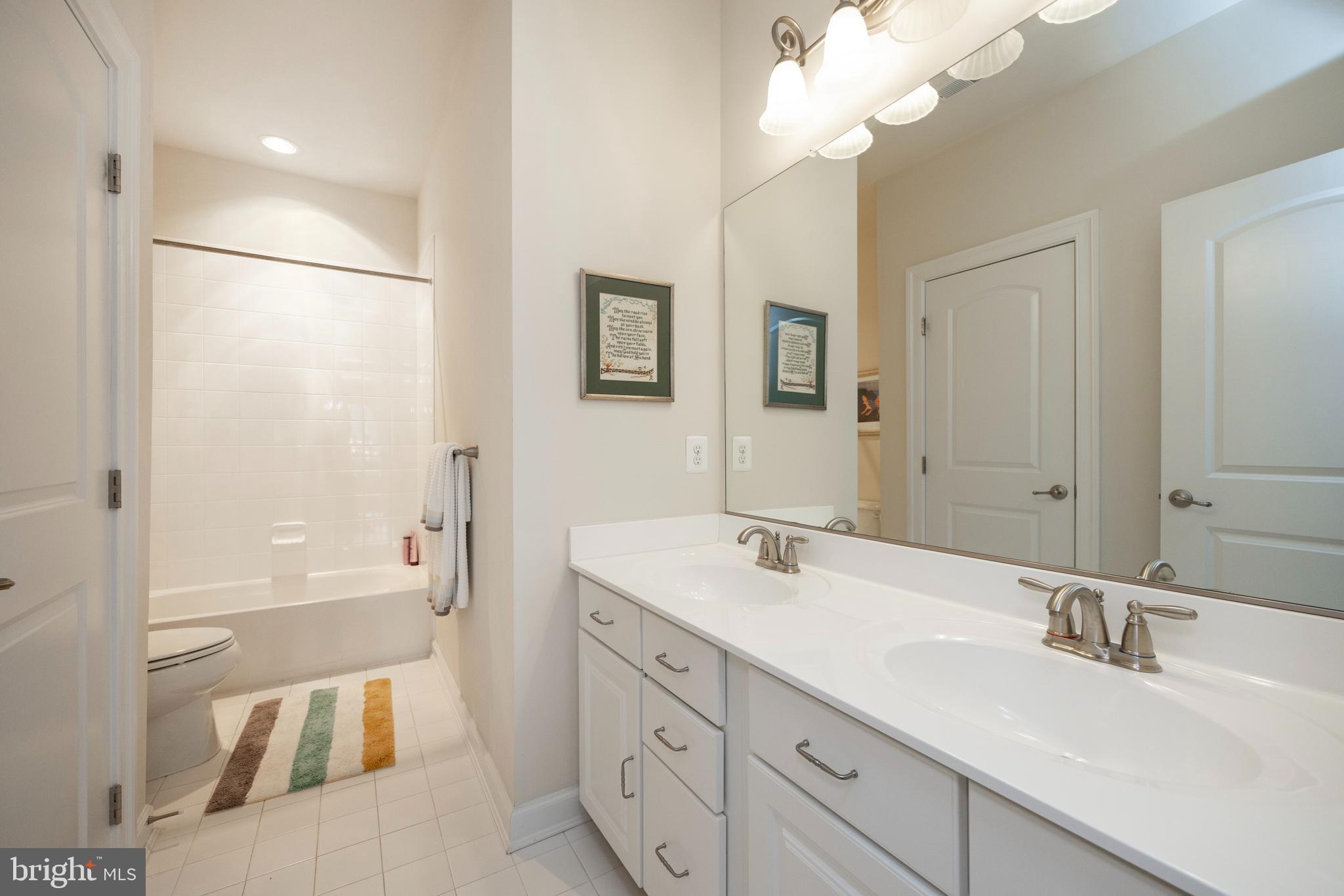 GREYSTONE WALK - Residential