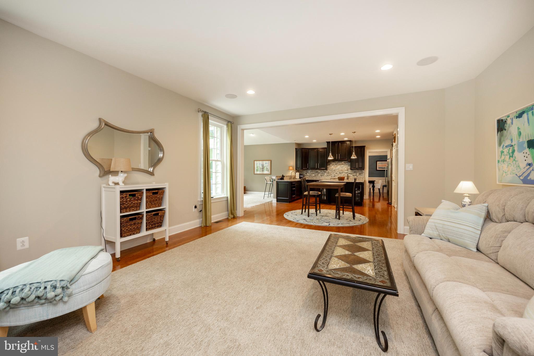 GREYSTONE WALK - Residential