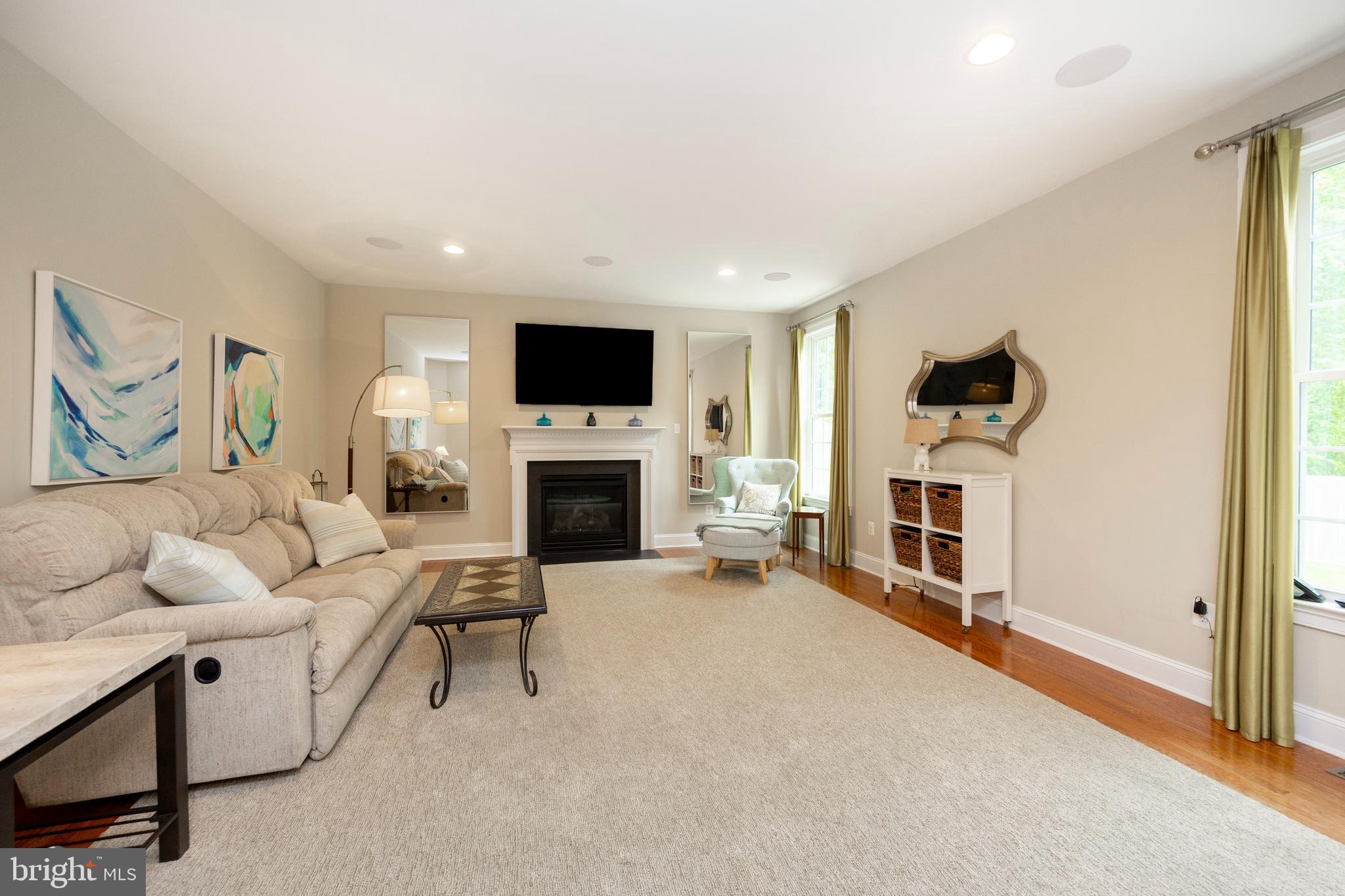 GREYSTONE WALK - Residential