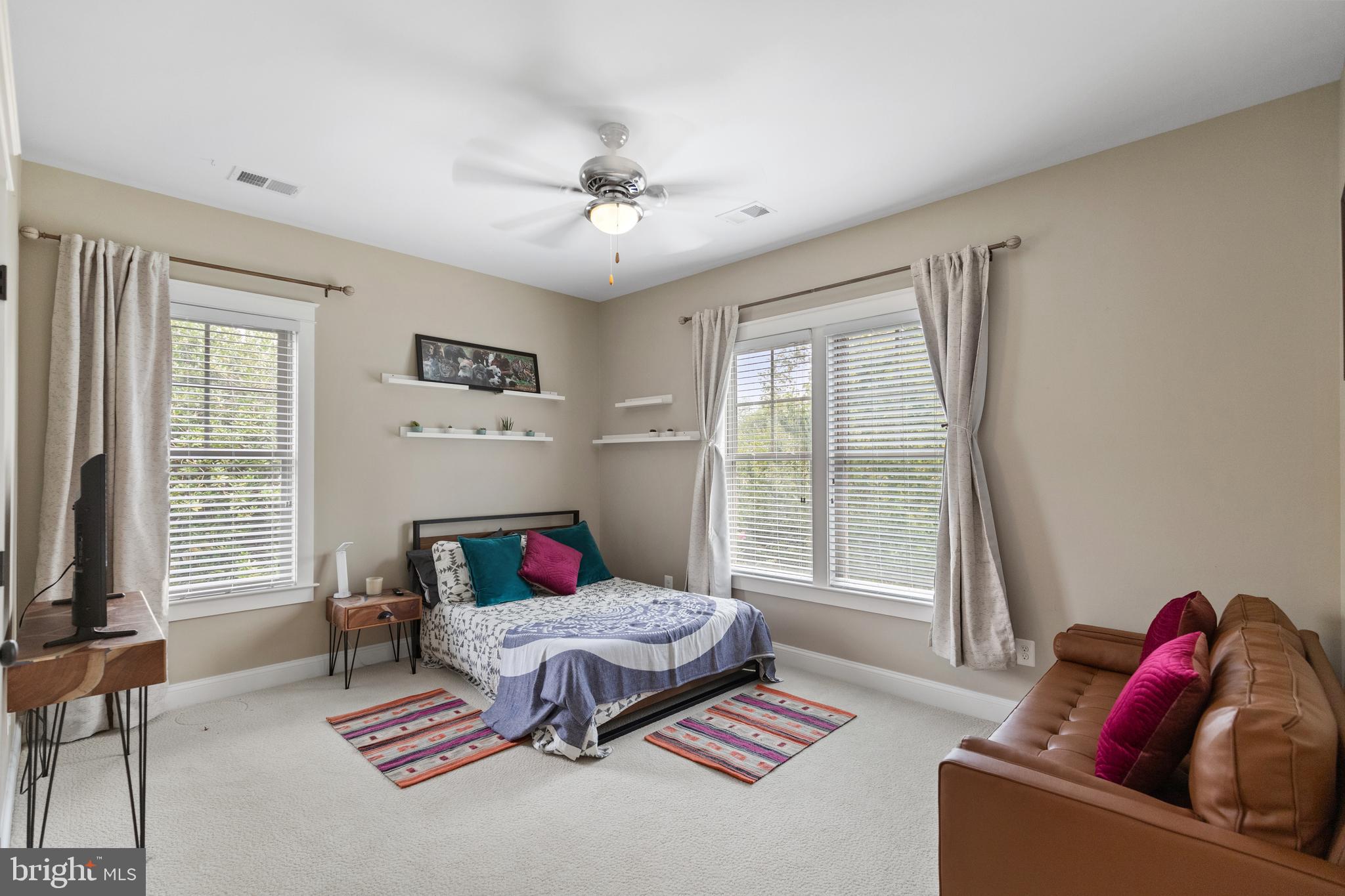 WAYCROFT WOODLAWN - Residential