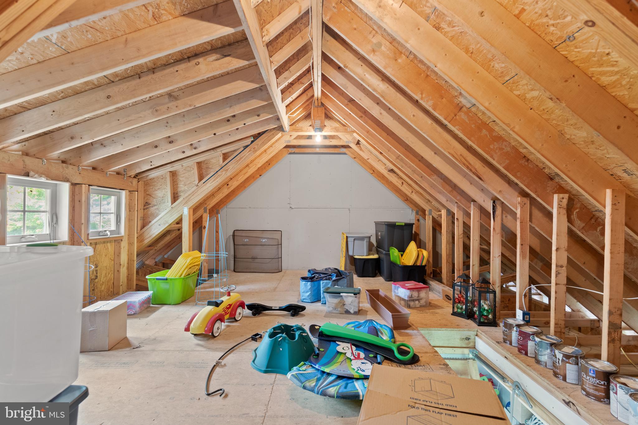 WAYCROFT WOODLAWN - Residential