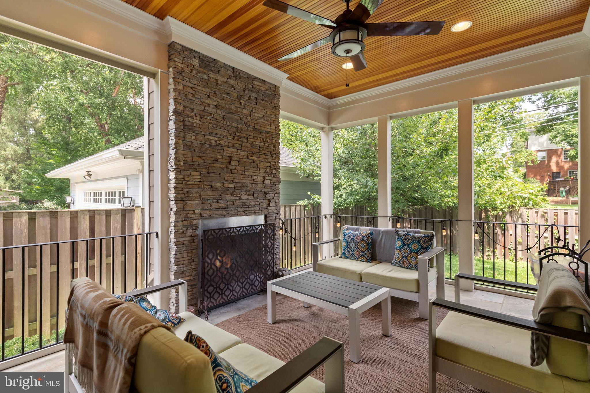 WAYCROFT WOODLAWN - Residential