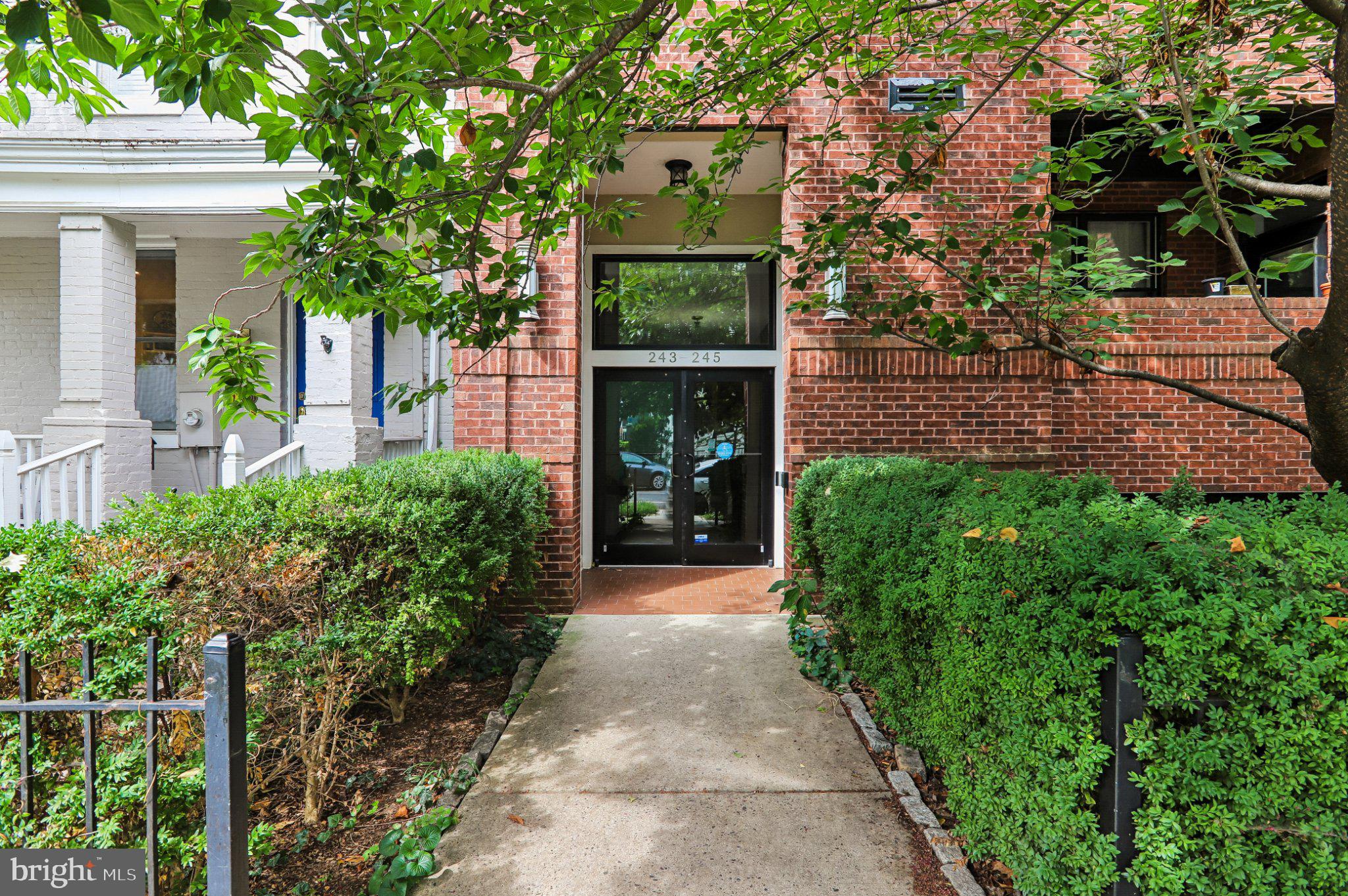 245 15TH SE 301