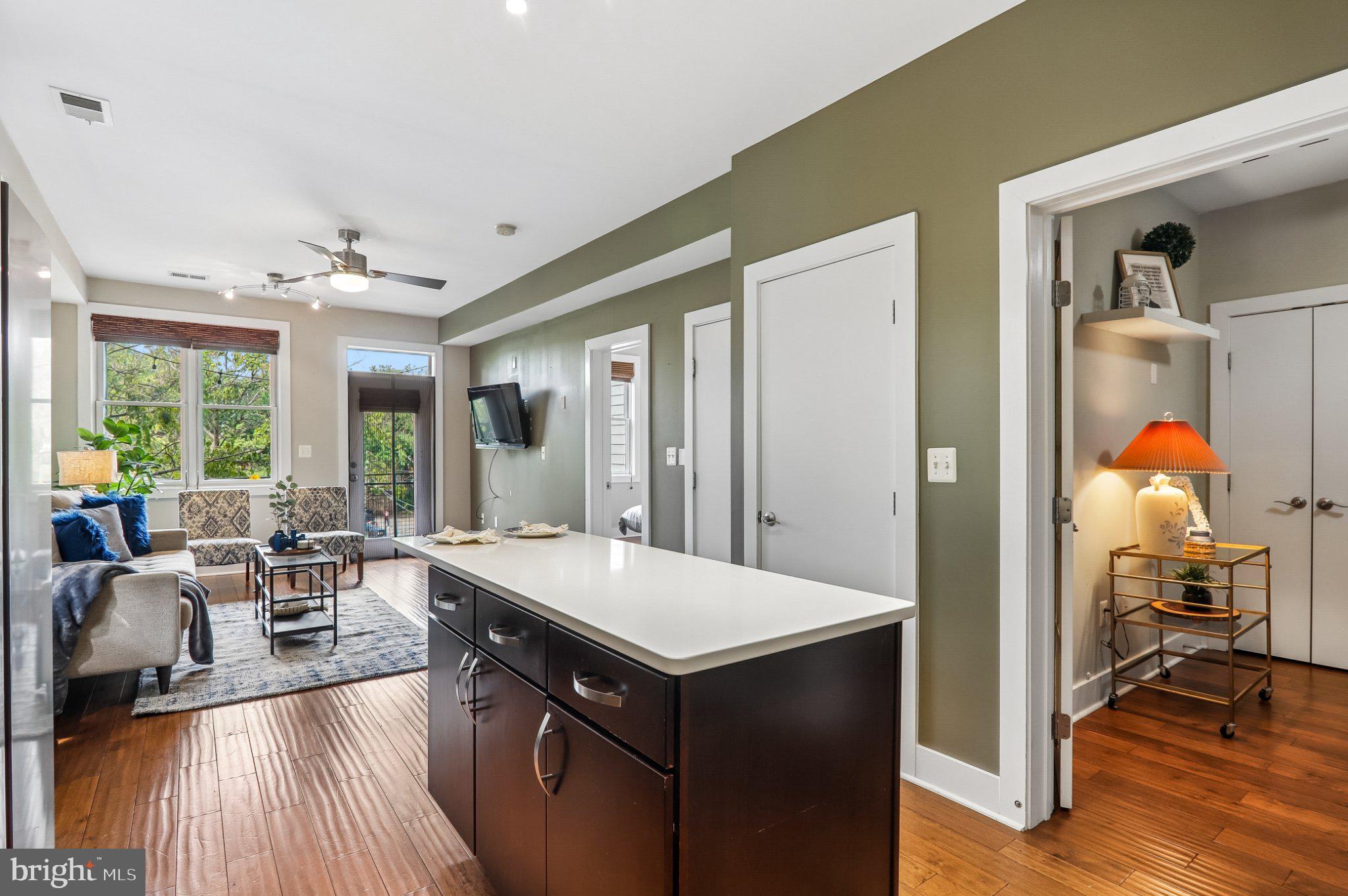 245 15TH SE 301