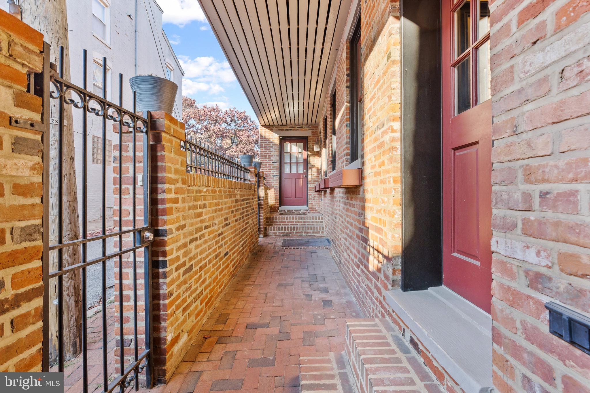 FELLS POINT HISTORIC DISTRICT - Residential