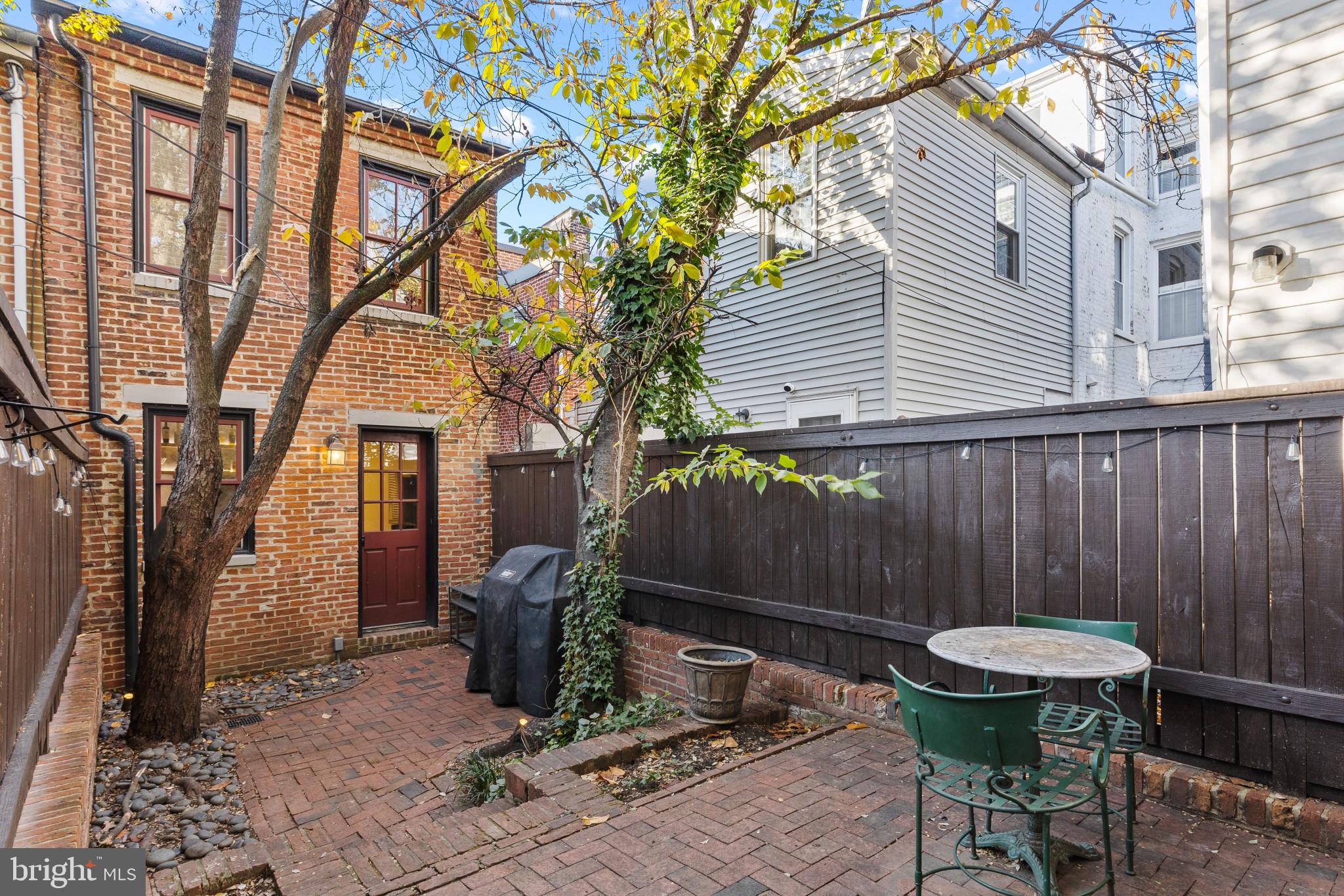 FELLS POINT HISTORIC DISTRICT - Residential
