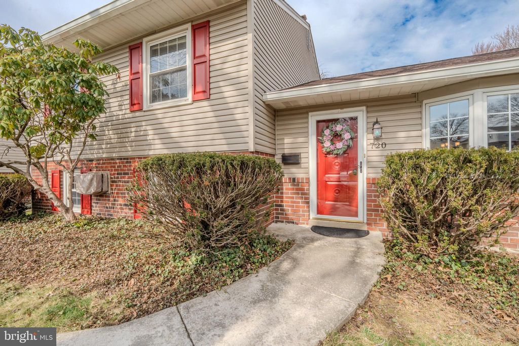 Photo of 720 Evans Road, SPRINGFIELD, PA 19064 (MLS # PADE2110112)