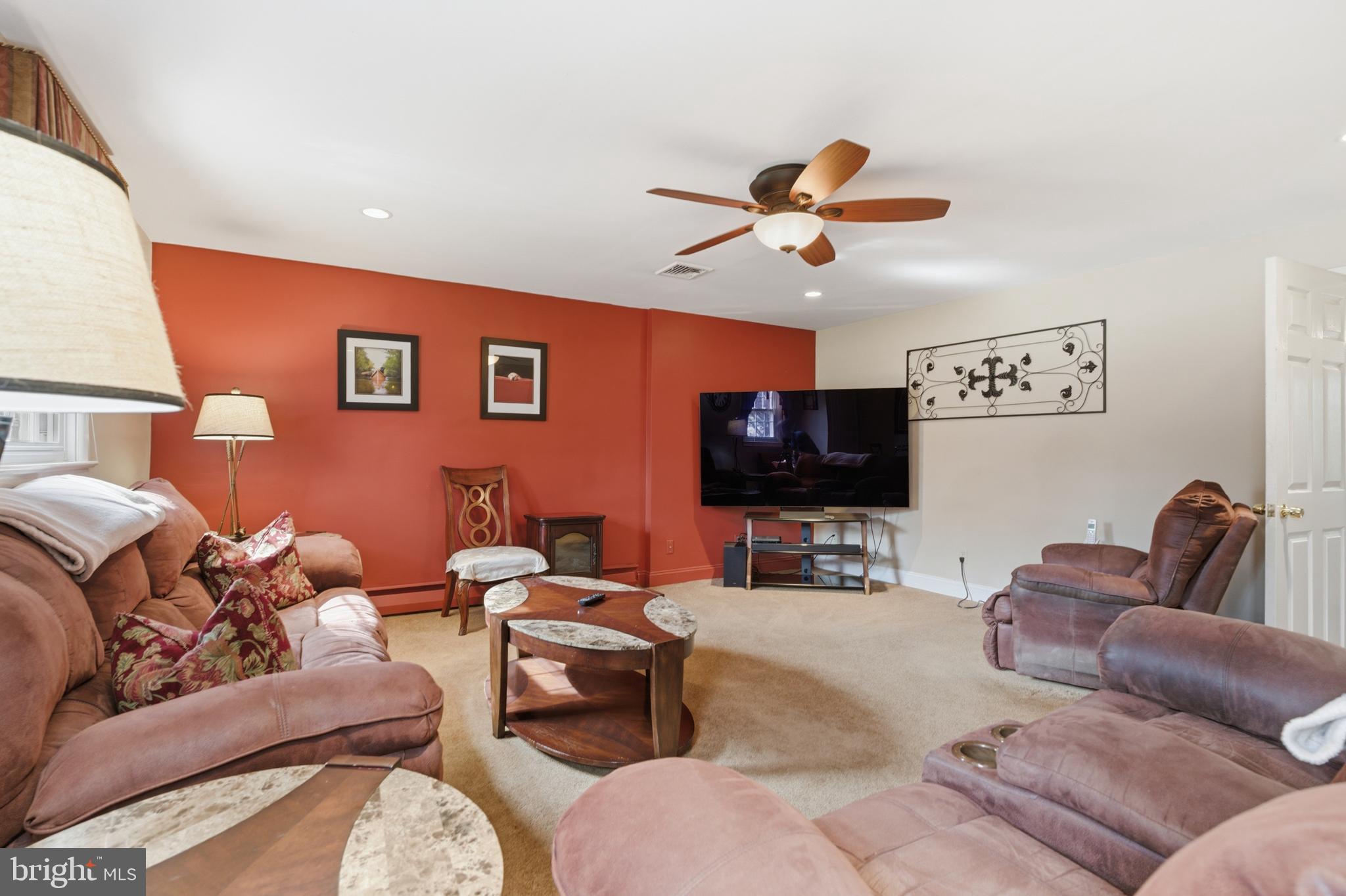 SHEFFIELD VIL - Residential