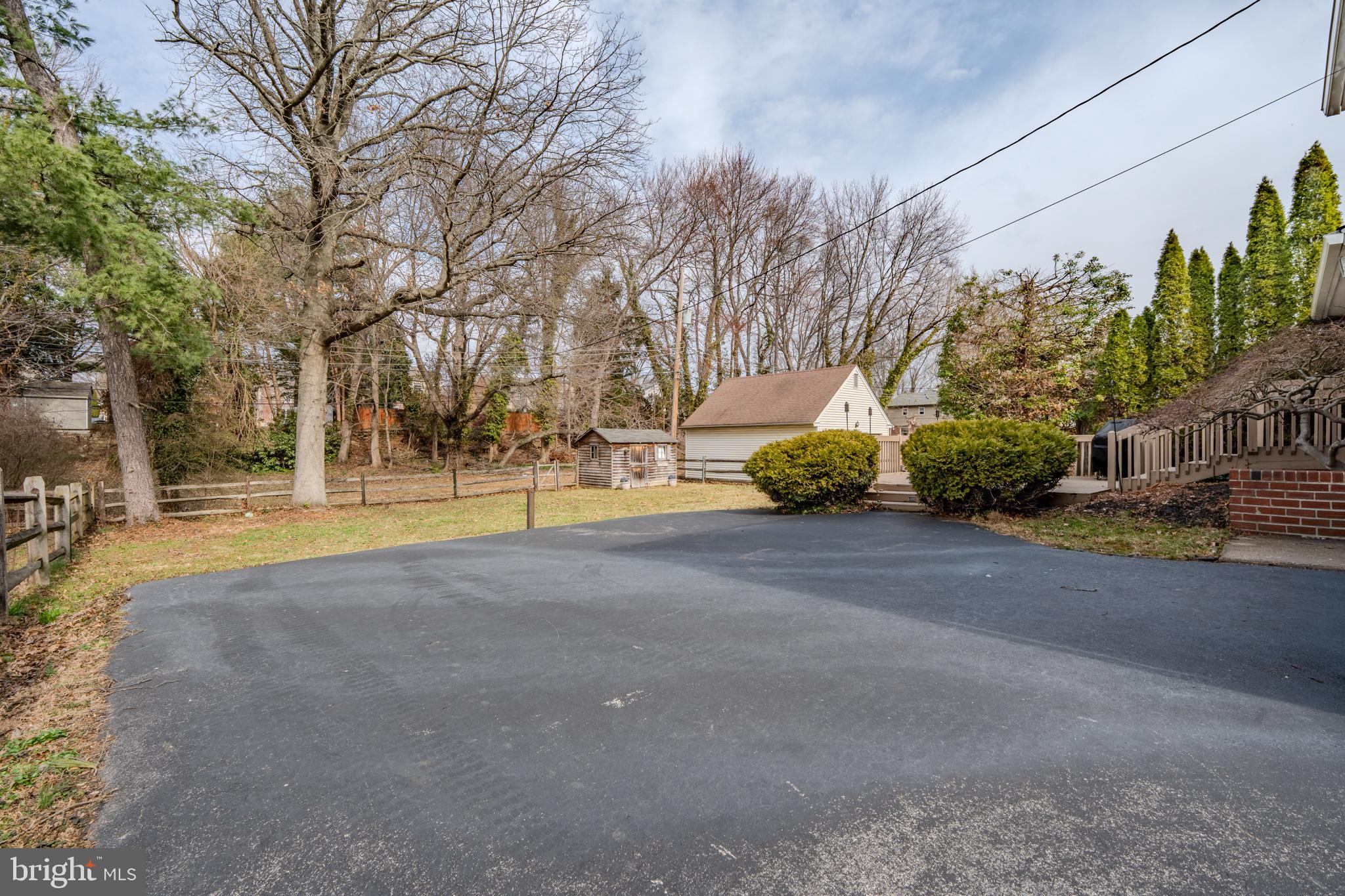 SHEFFIELD VIL - Residential