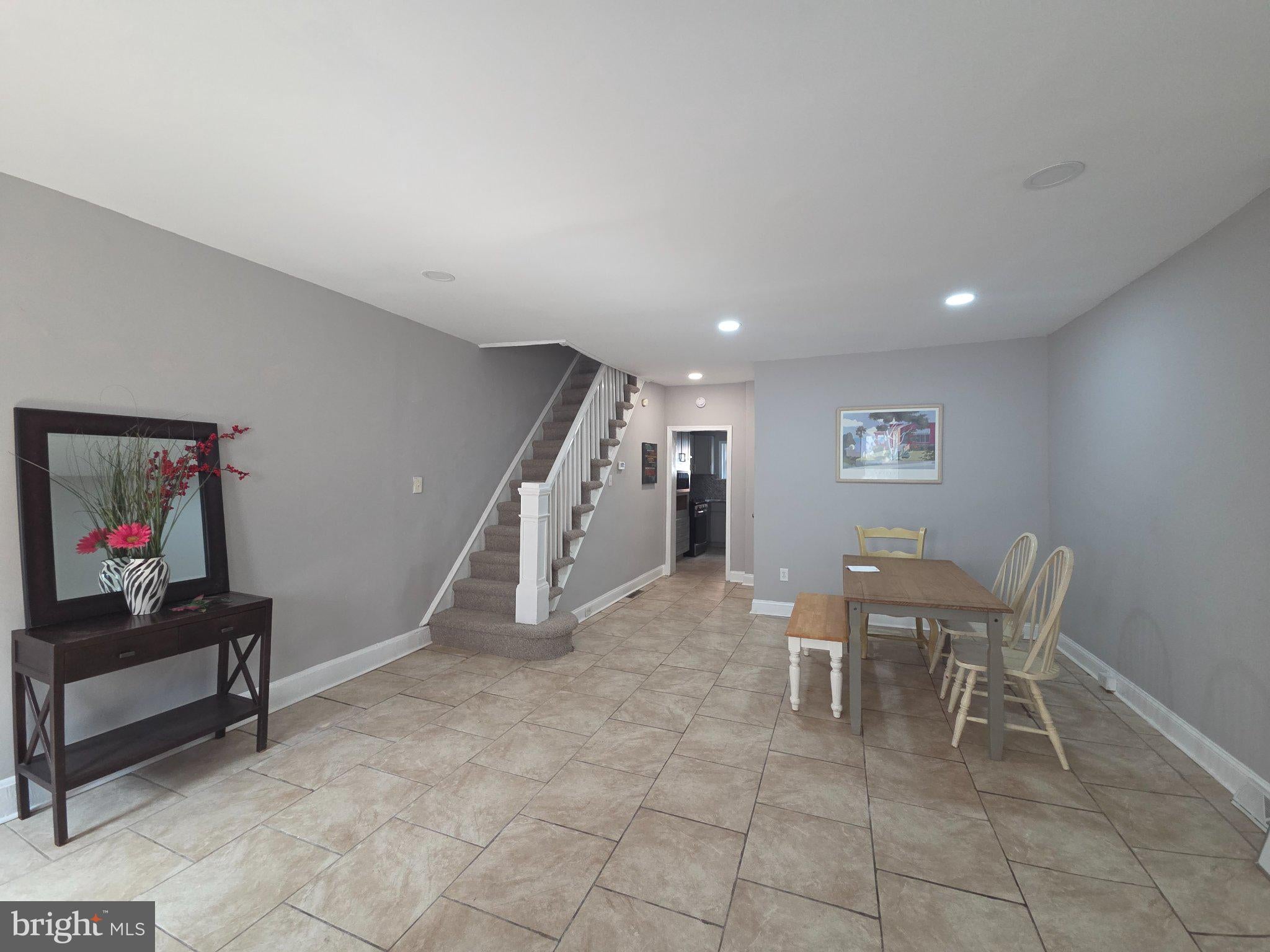115 S VAN BUREN STREET