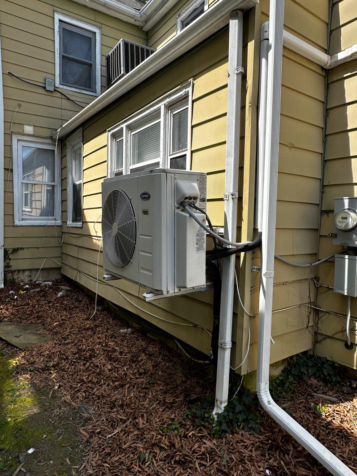 7 S GOVERNORS AVENUE