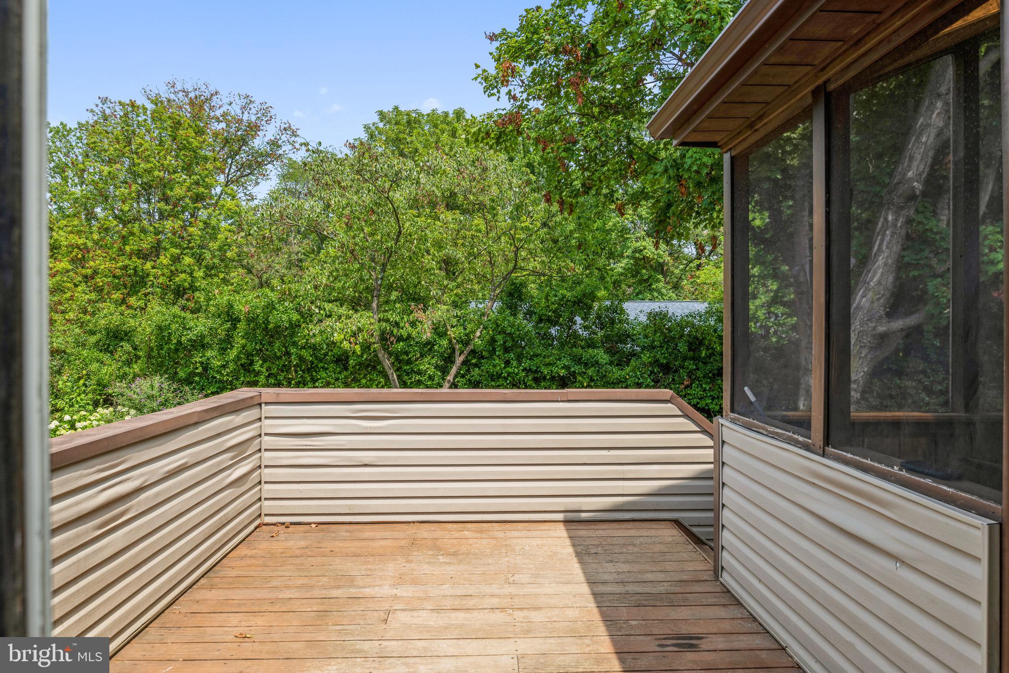 VILLAGE OF LONG REACH - Residential