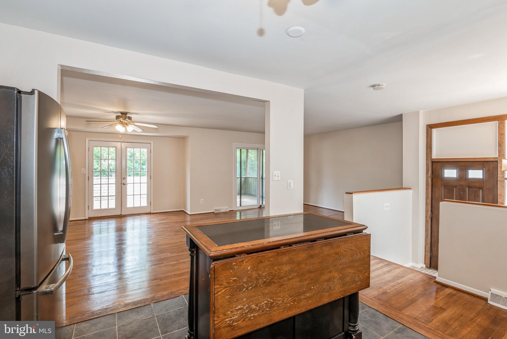 VILLAGE OF LONG REACH - Residential