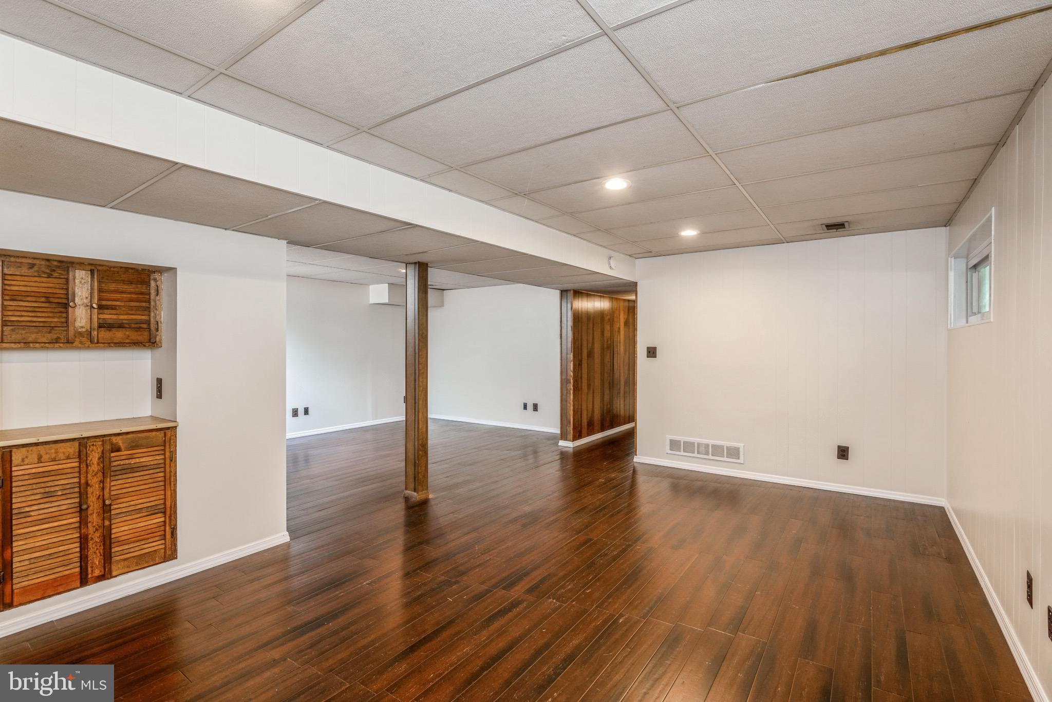 VILLAGE OF LONG REACH - Residential