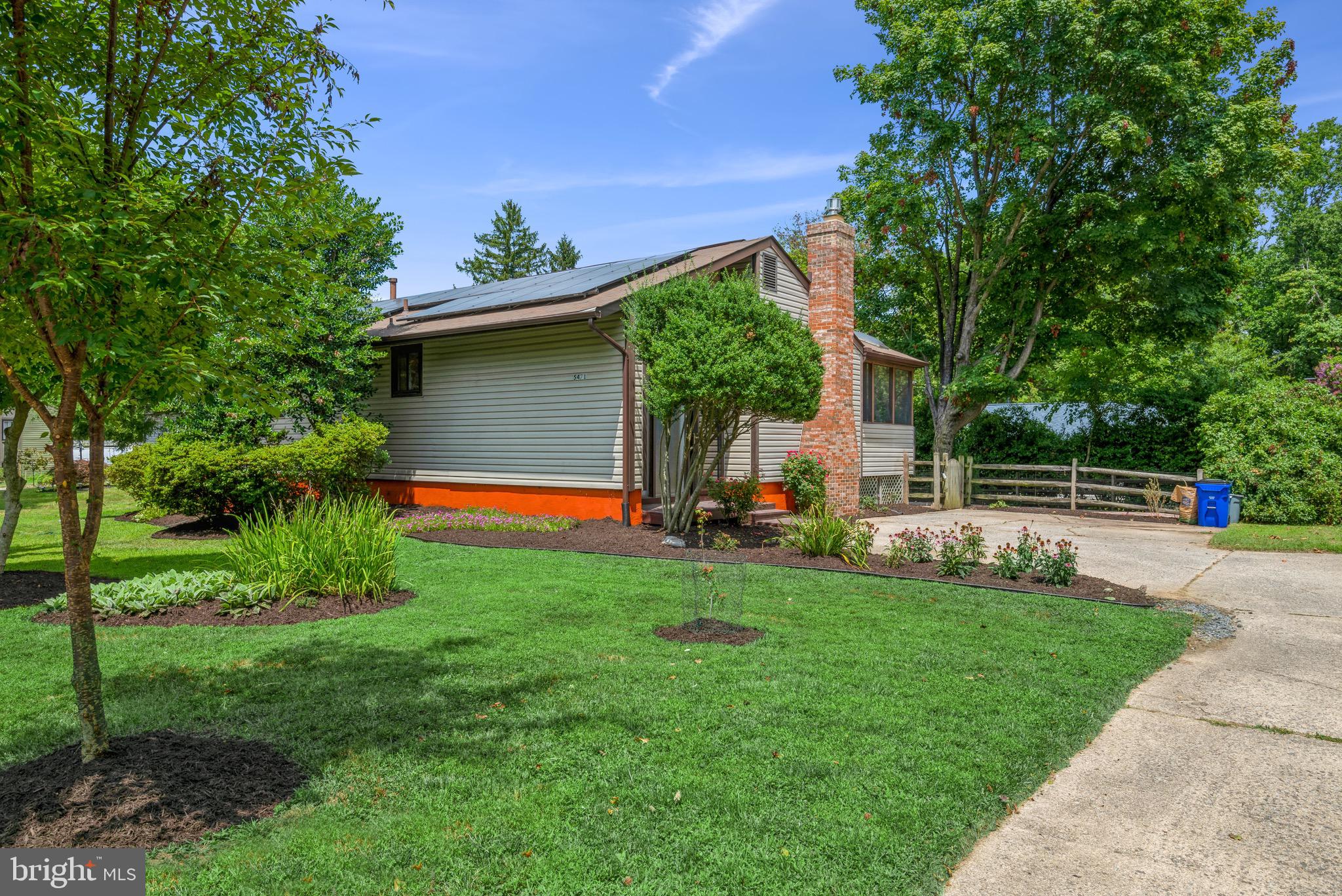 VILLAGE OF LONG REACH - Residential