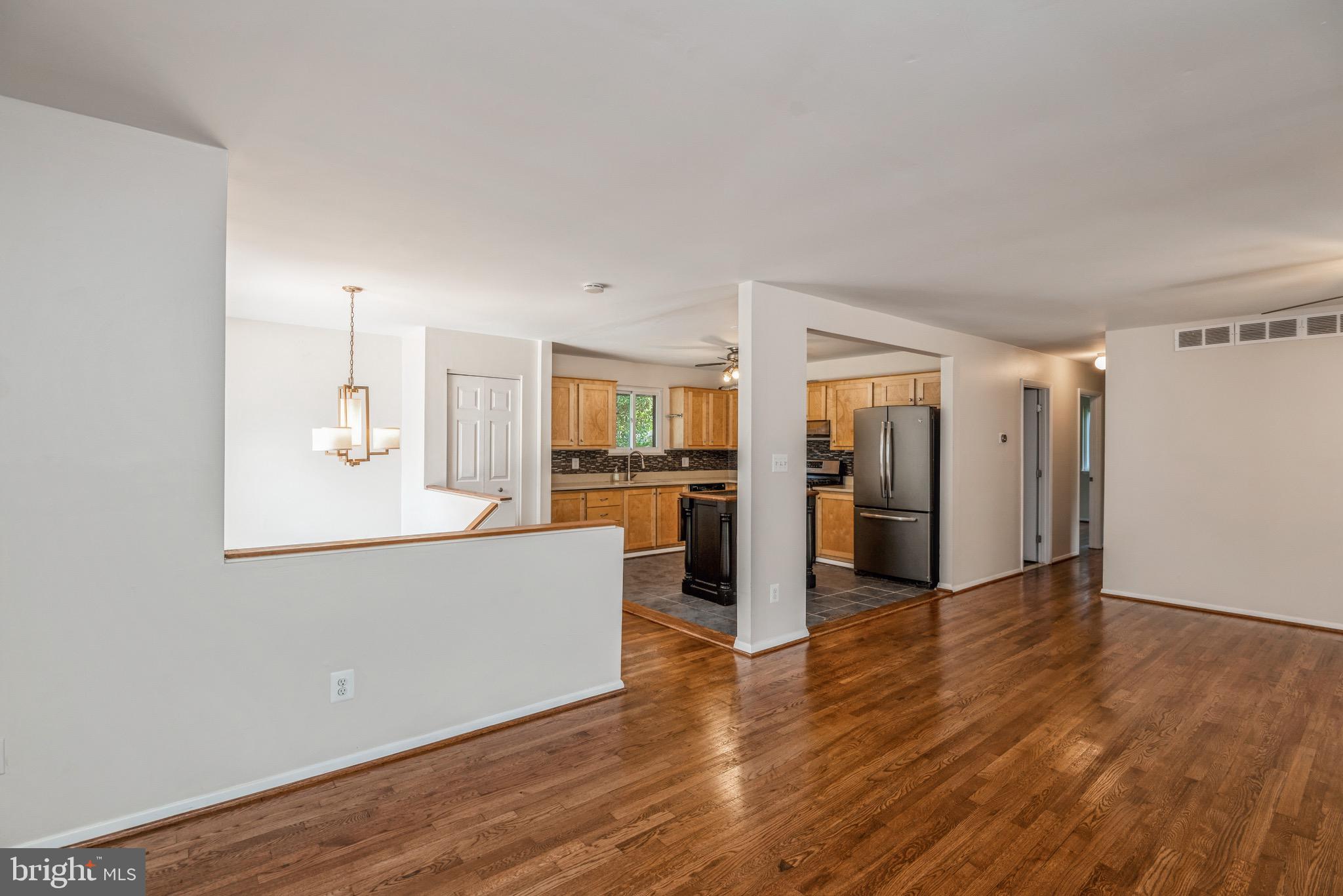 VILLAGE OF LONG REACH - Residential