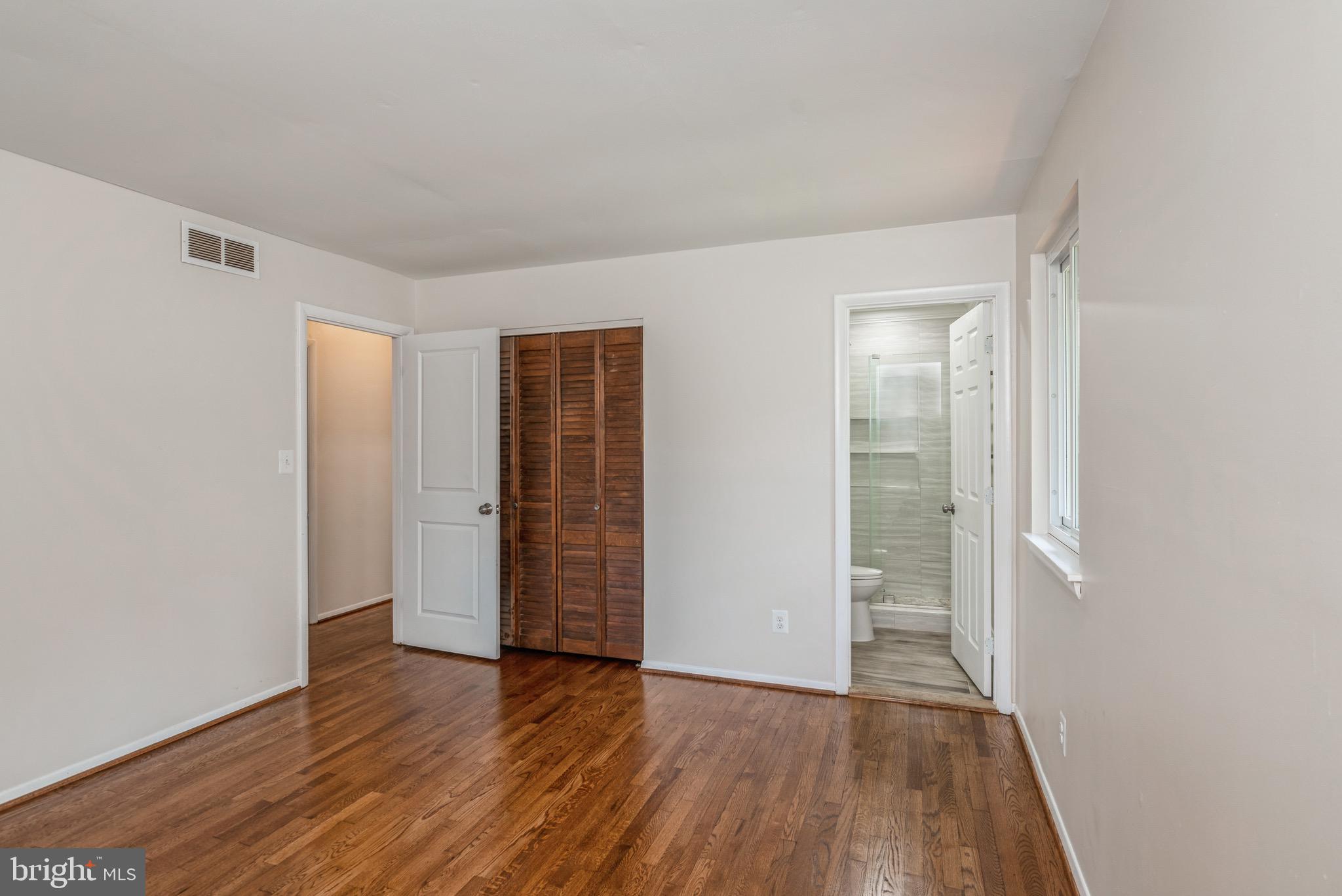 VILLAGE OF LONG REACH - Residential