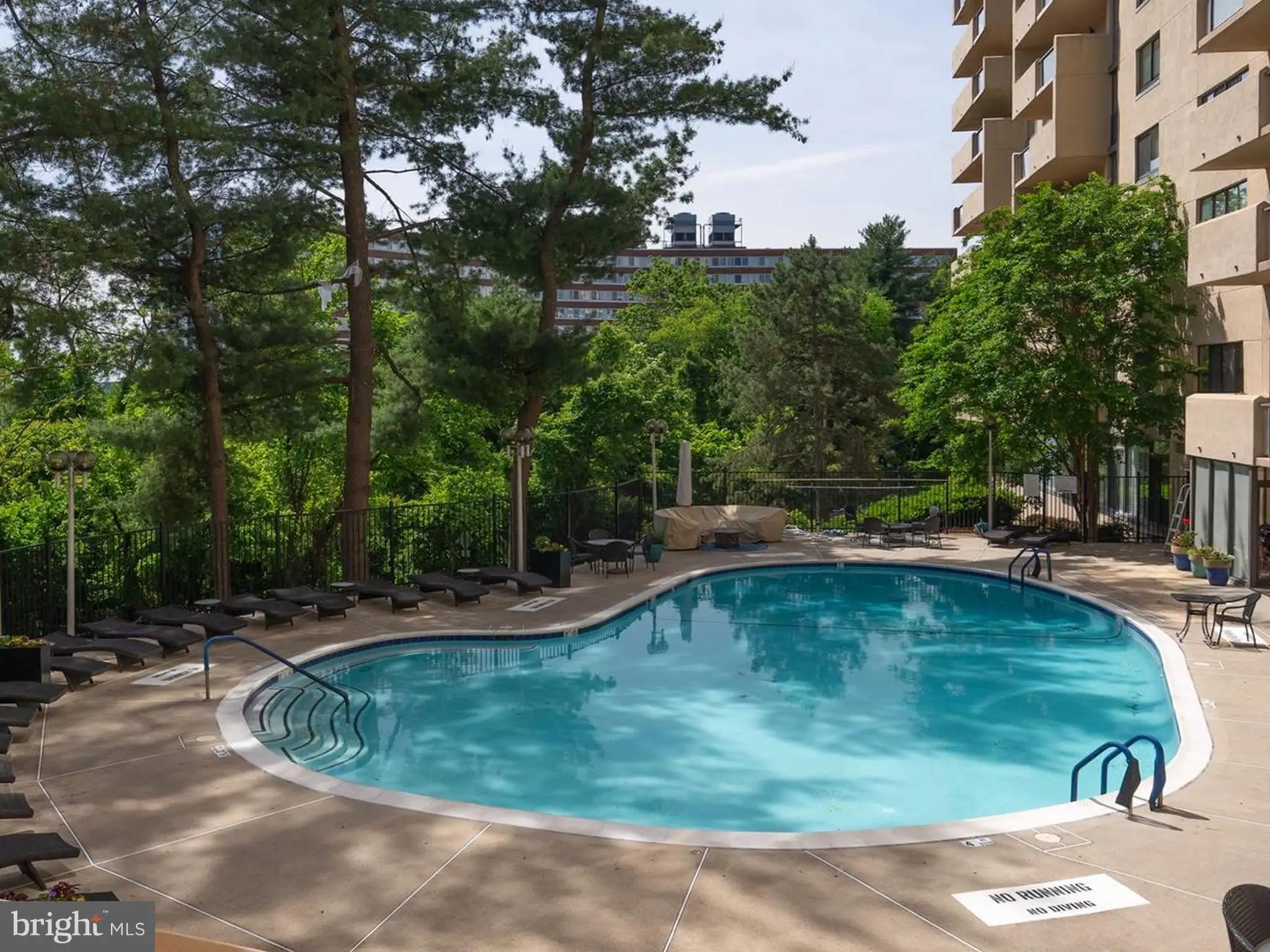 Additional image 206 of 1101 S Arlington Ridge Road S Unit 804, Arlington, VA 22202