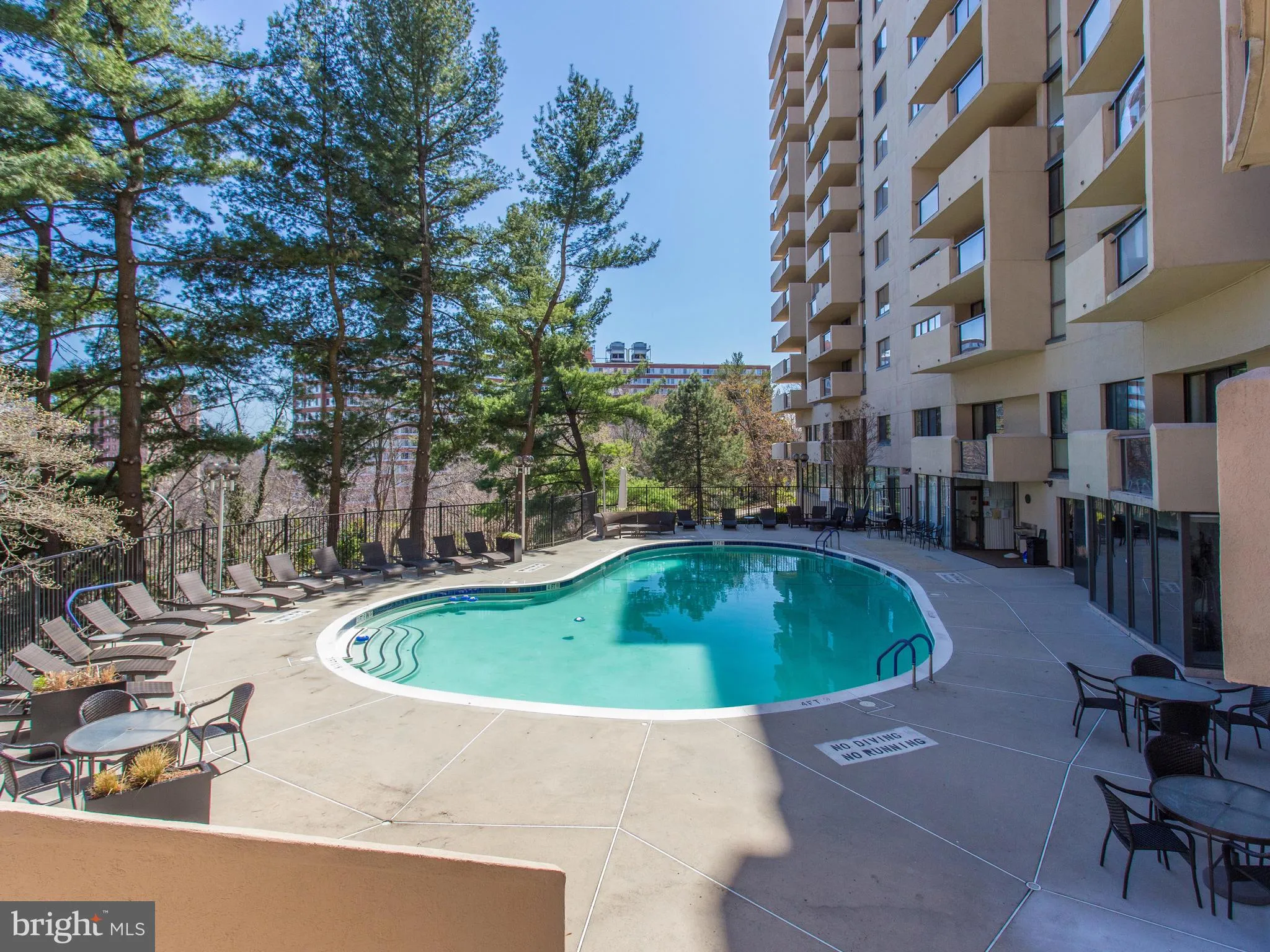 Additional image 204 of 1101 S Arlington Ridge Road S Unit 804, Arlington, VA 22202