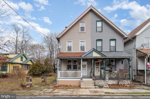 Photo of 276 W Walnut Street, MARIETTA, PA 17547 (MLS # PALA2061714)