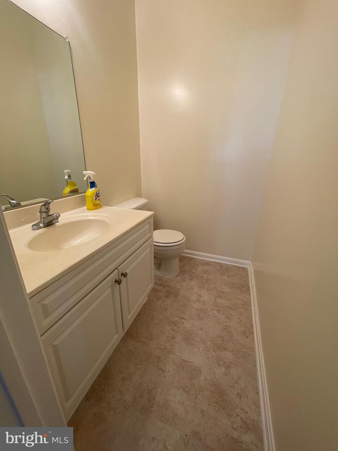 WINDSOR CROSSING - Residential