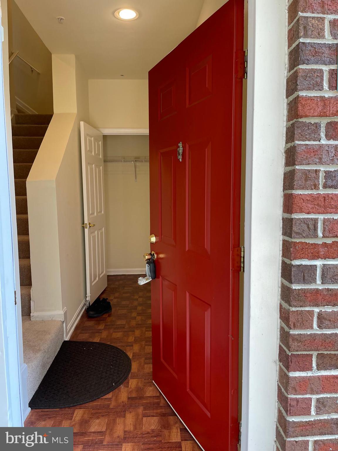 WINDSOR CROSSING - Residential