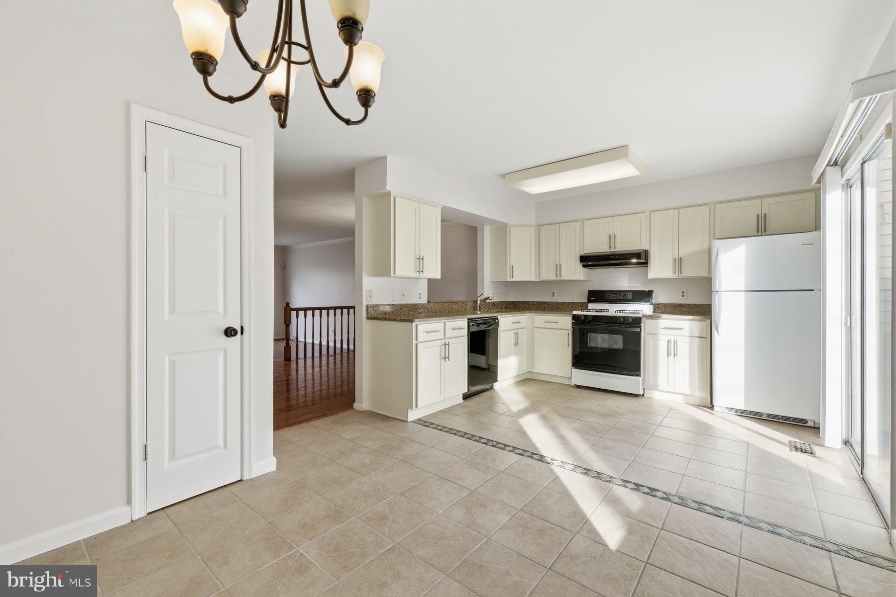 KINGSTOWNE - Residential