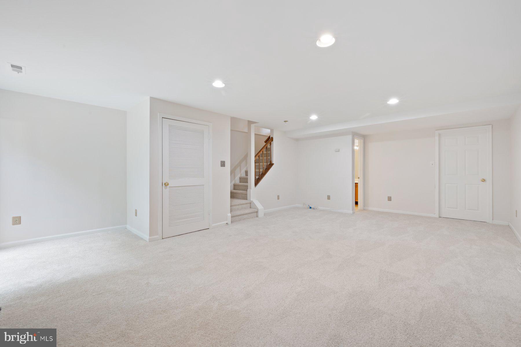 KINGSTOWNE - Residential