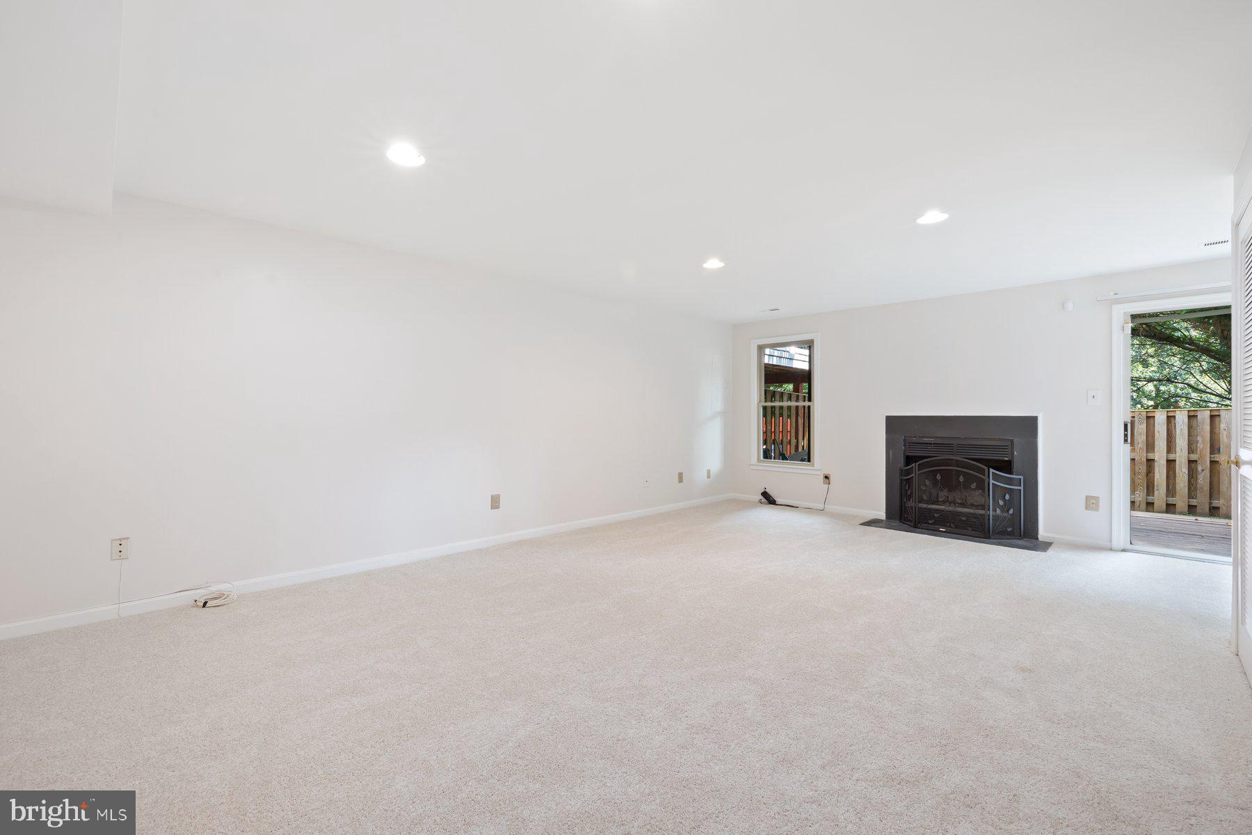 KINGSTOWNE - Residential