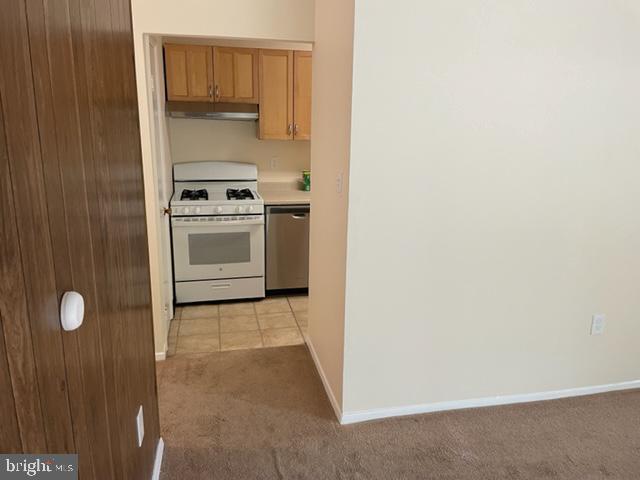 BETHESDA PARK - Residential Lease