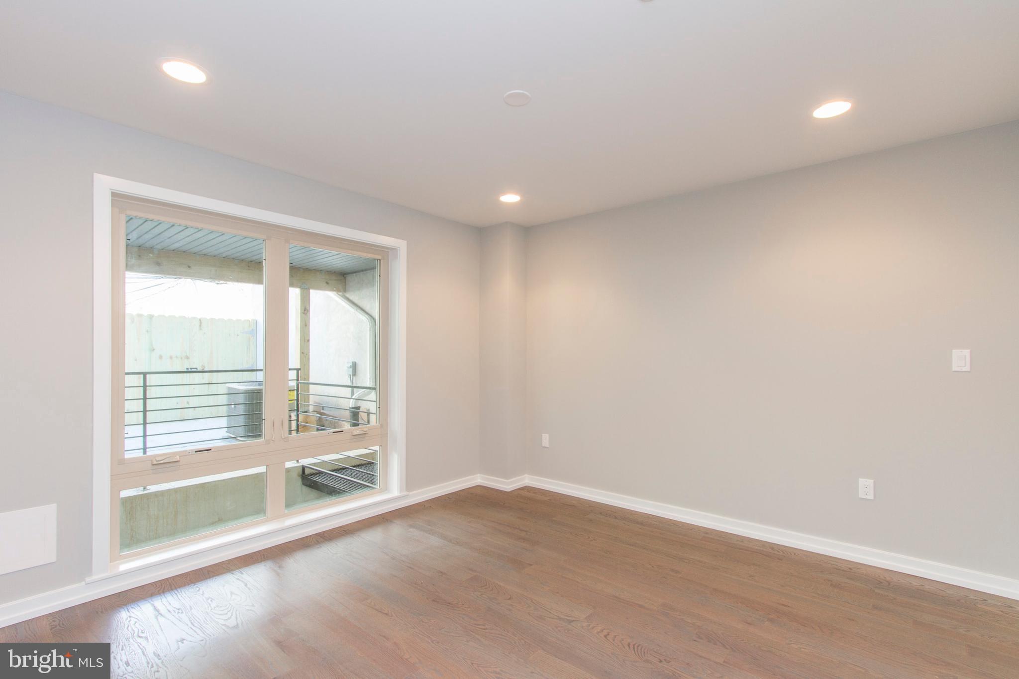 GRADUATE HOSPITAL - Residential Lease