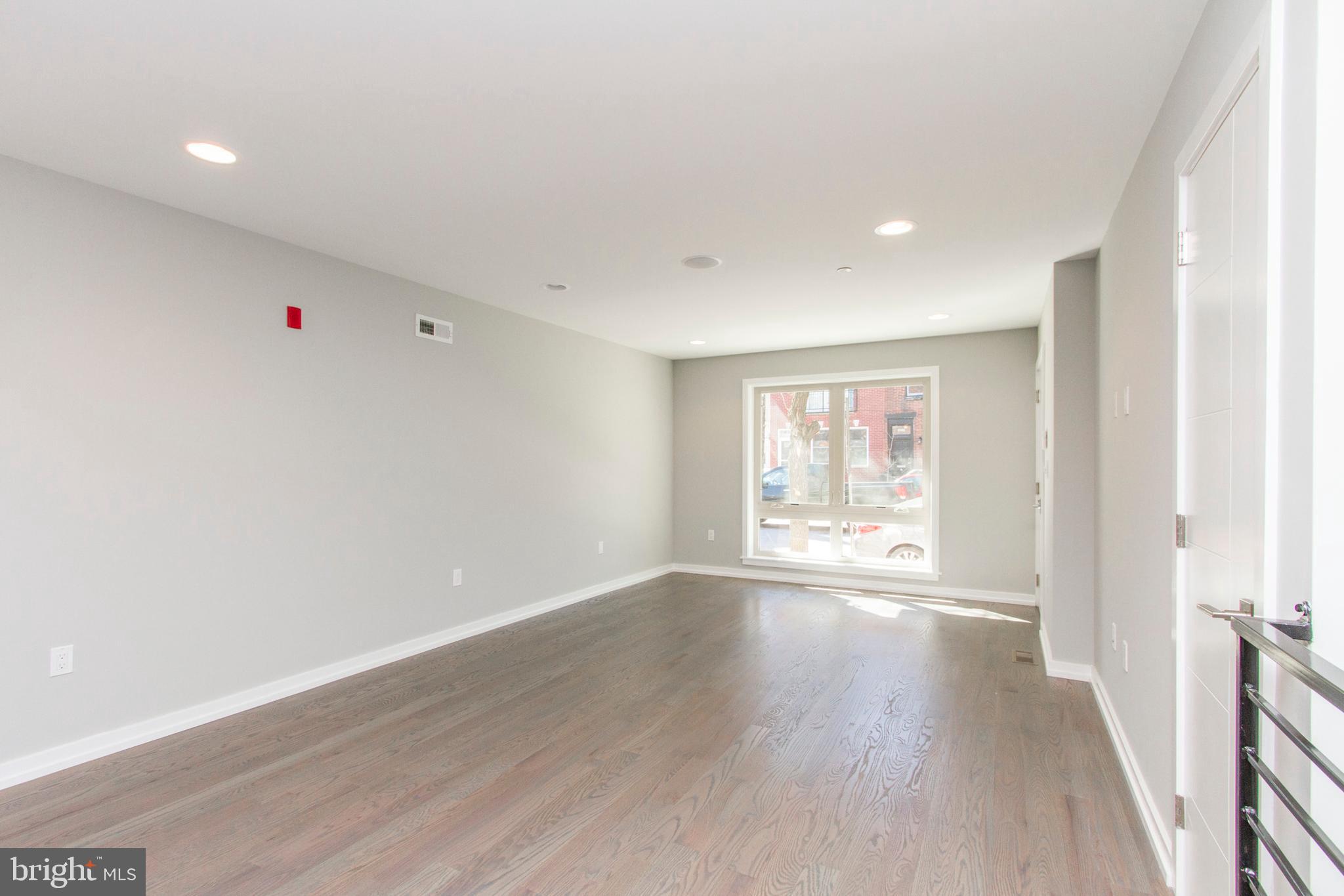 GRADUATE HOSPITAL - Residential Lease