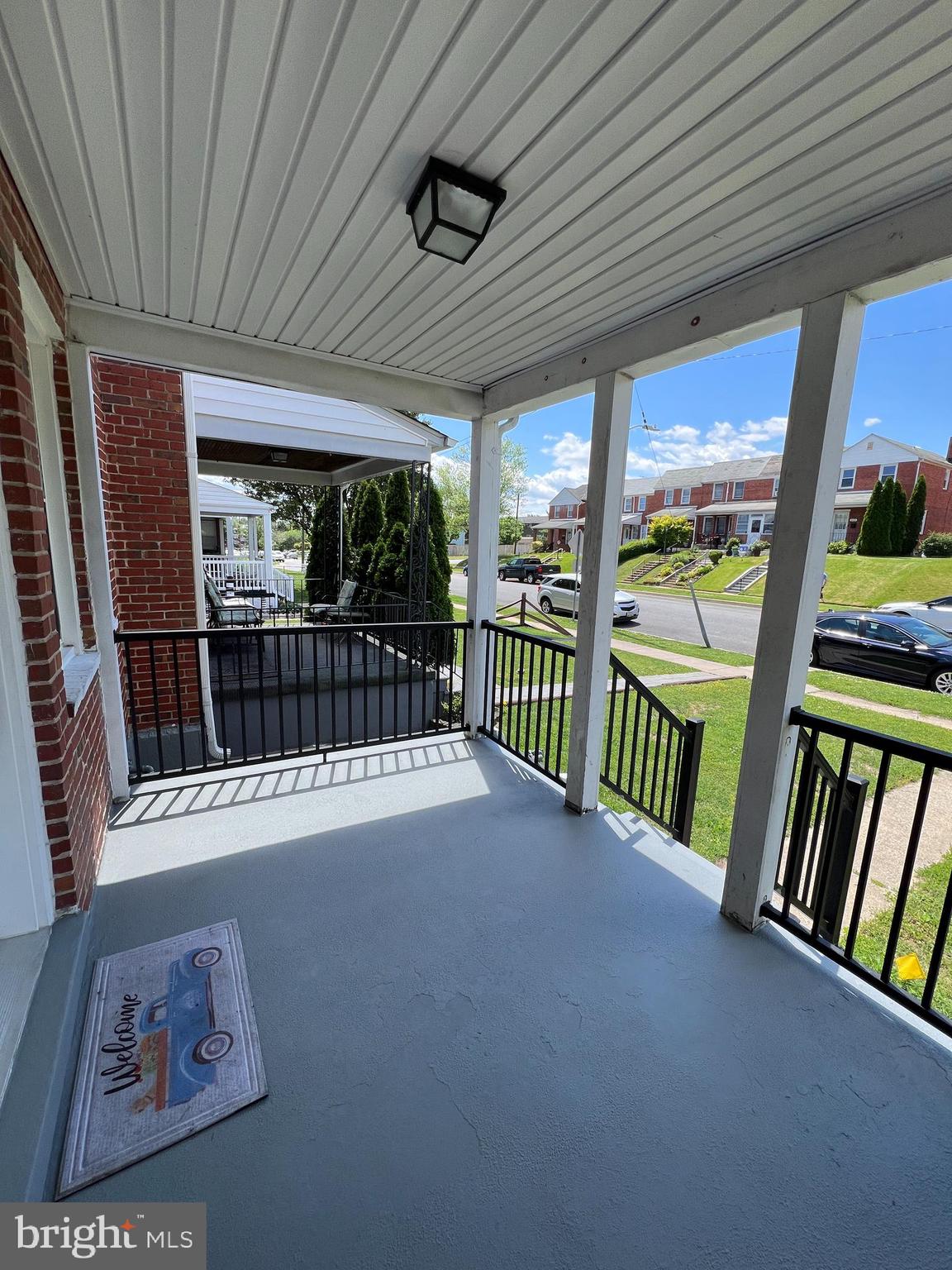 1637 MANOR ROAD