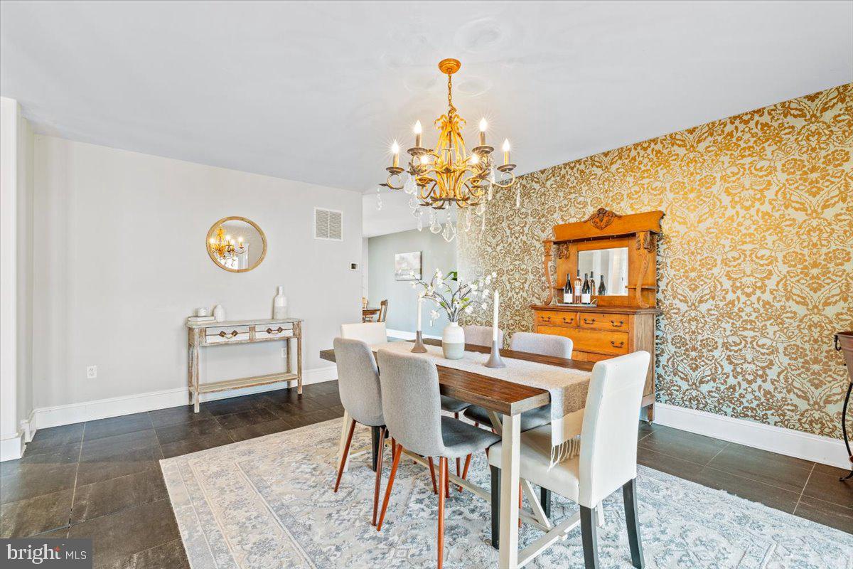 GLYNDON - Residential