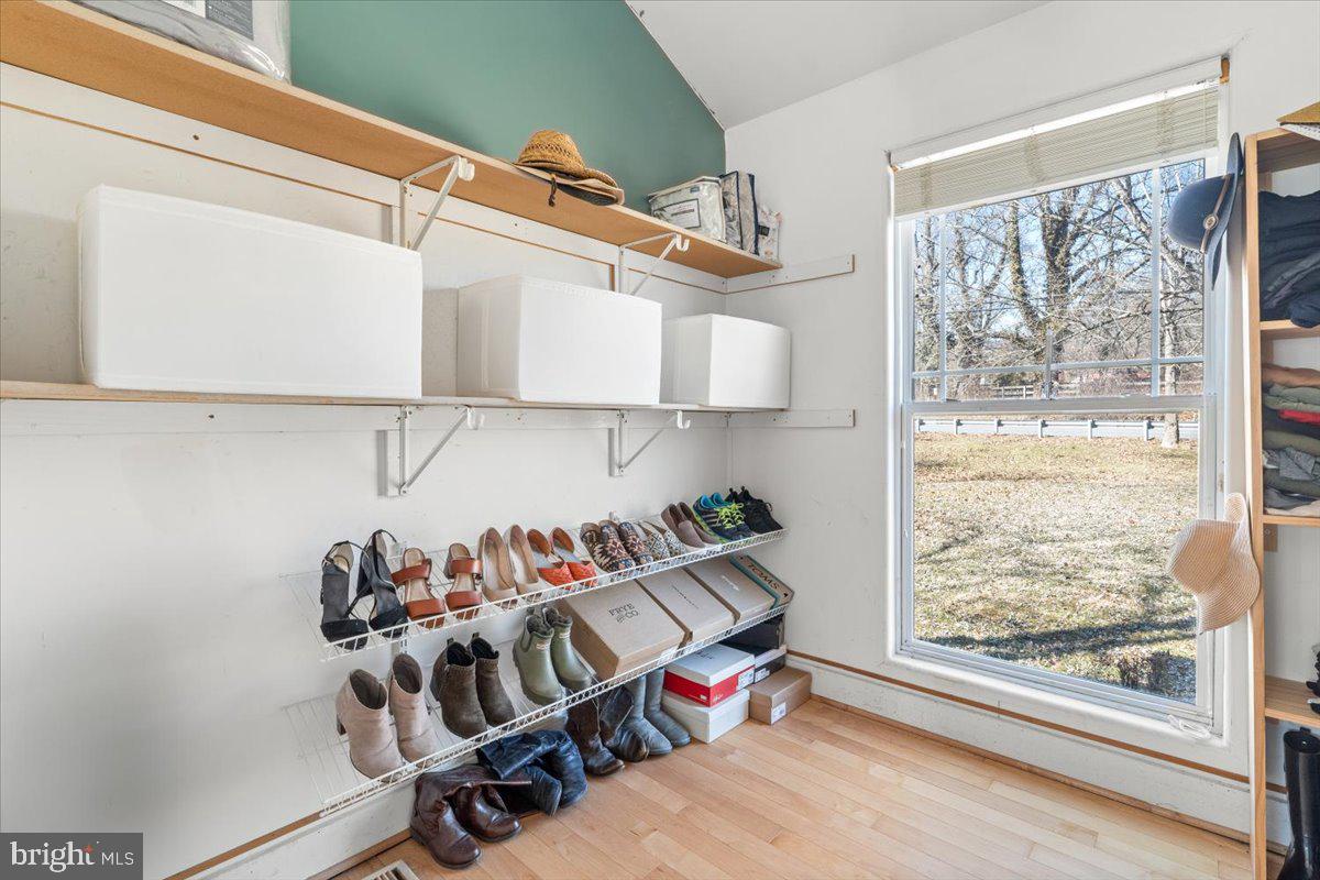 GLYNDON - Residential