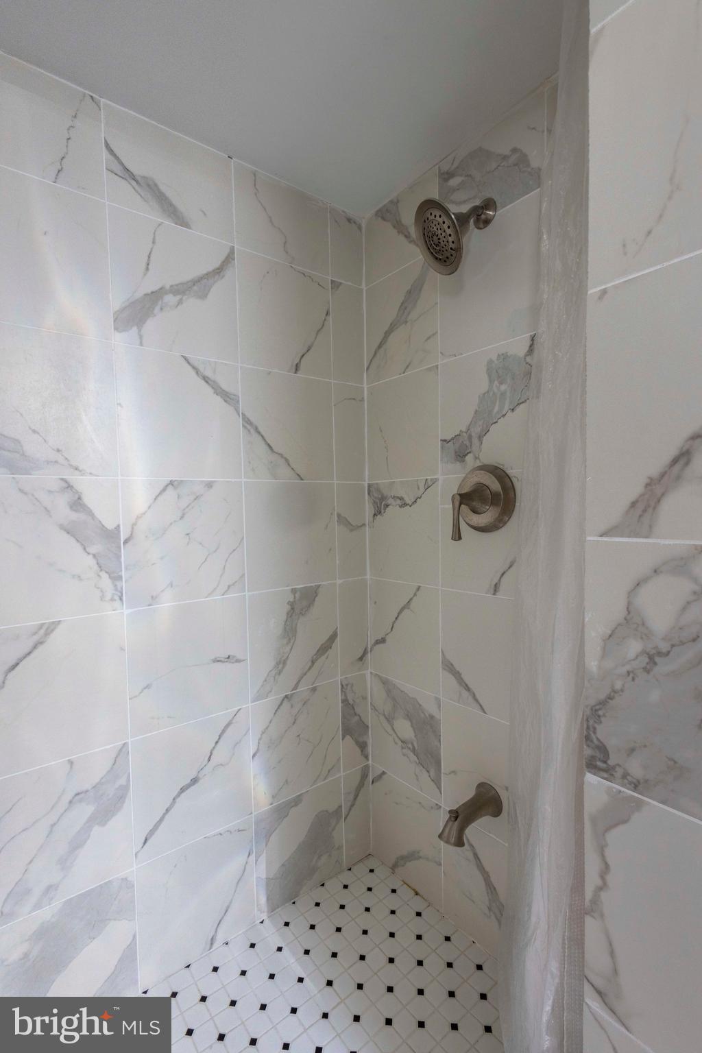 CANTONSVILLE - Residential Lease