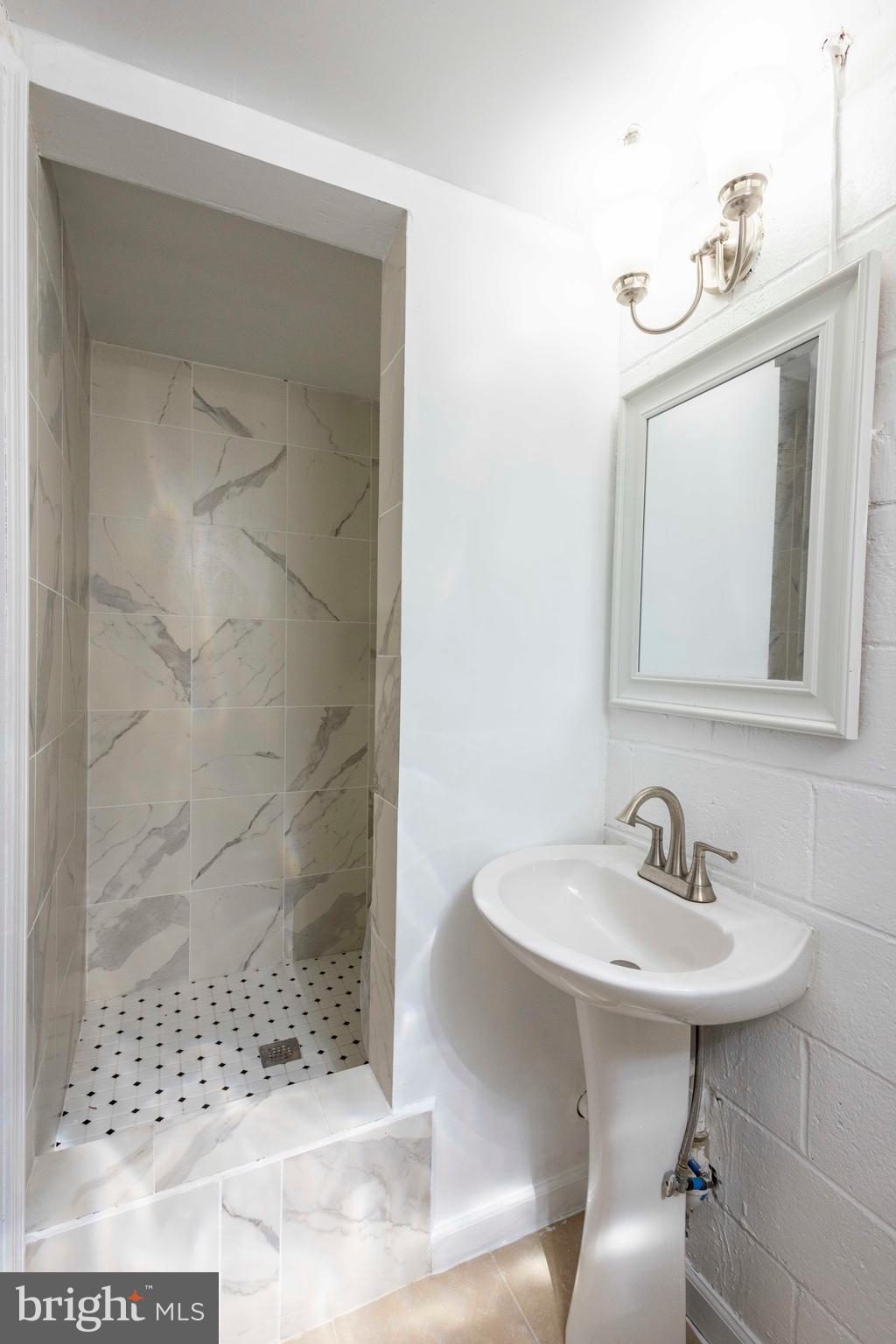 CANTONSVILLE - Residential Lease