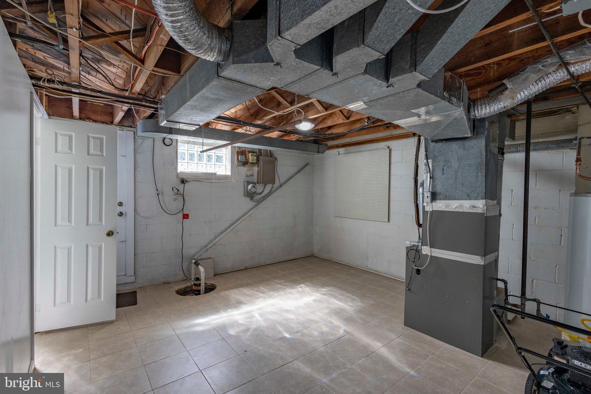 CANTONSVILLE - Residential Lease